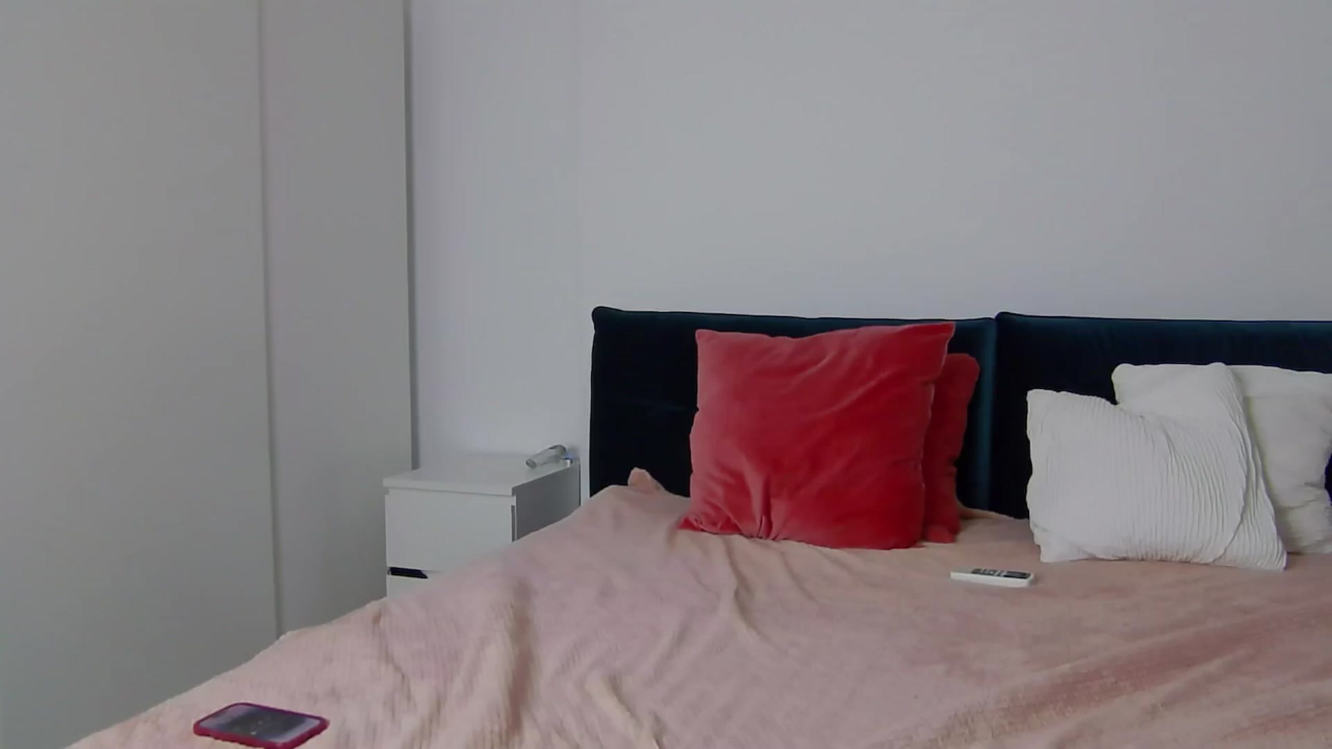 Gallery image thumbnail from NaiaaBee's myfreecams stream on, 10/24/2024, 16:52 image 15 of 20