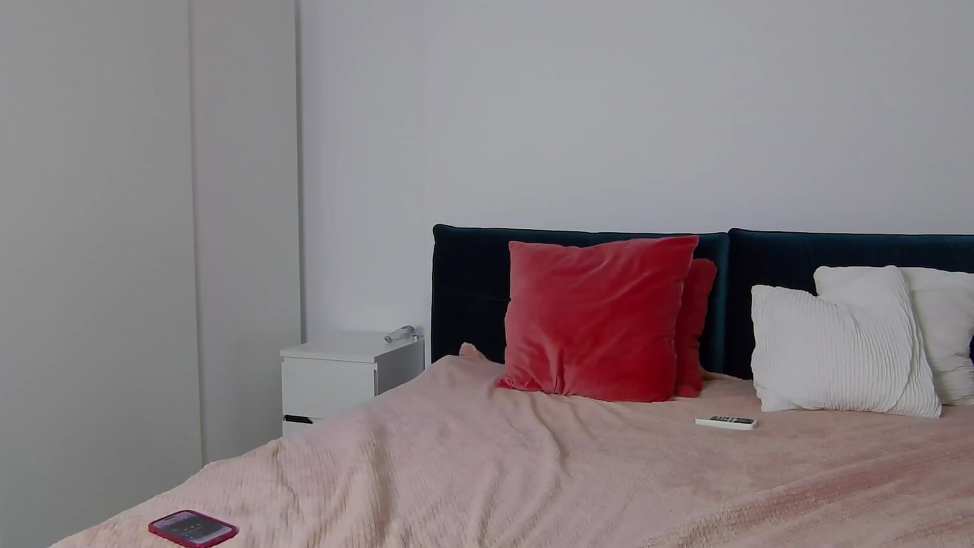 Gallery image thumbnail from NaiaaBee's myfreecams stream on, 10/24/2024, 16:52 image 5 of 20