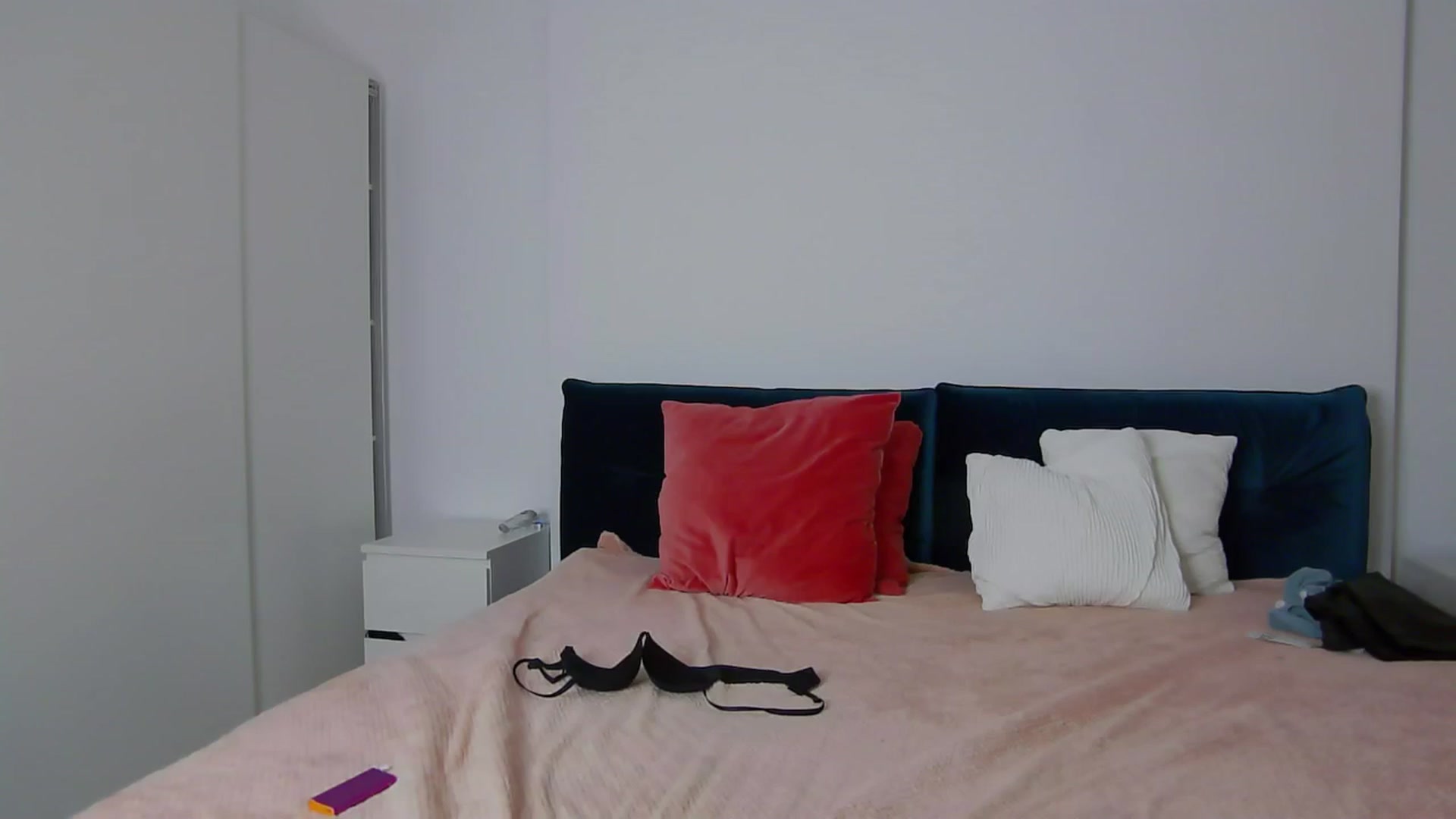 Gallery image thumbnail from NaiaaBee's myfreecams stream on, 10/28/2024, 16:50 image 6 of 20