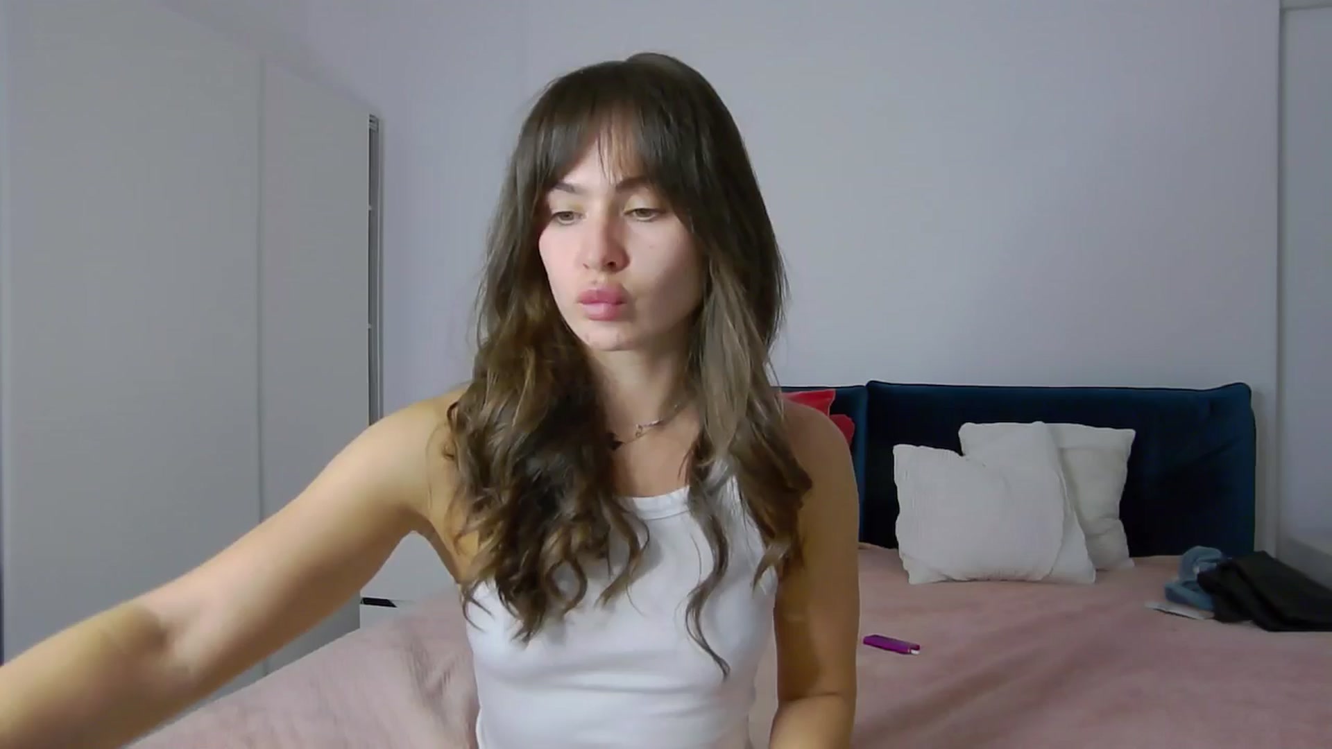 Gallery image thumbnail from NaiaaBee's myfreecams stream on, 10/30/2024, 13:27 image 1 of 20