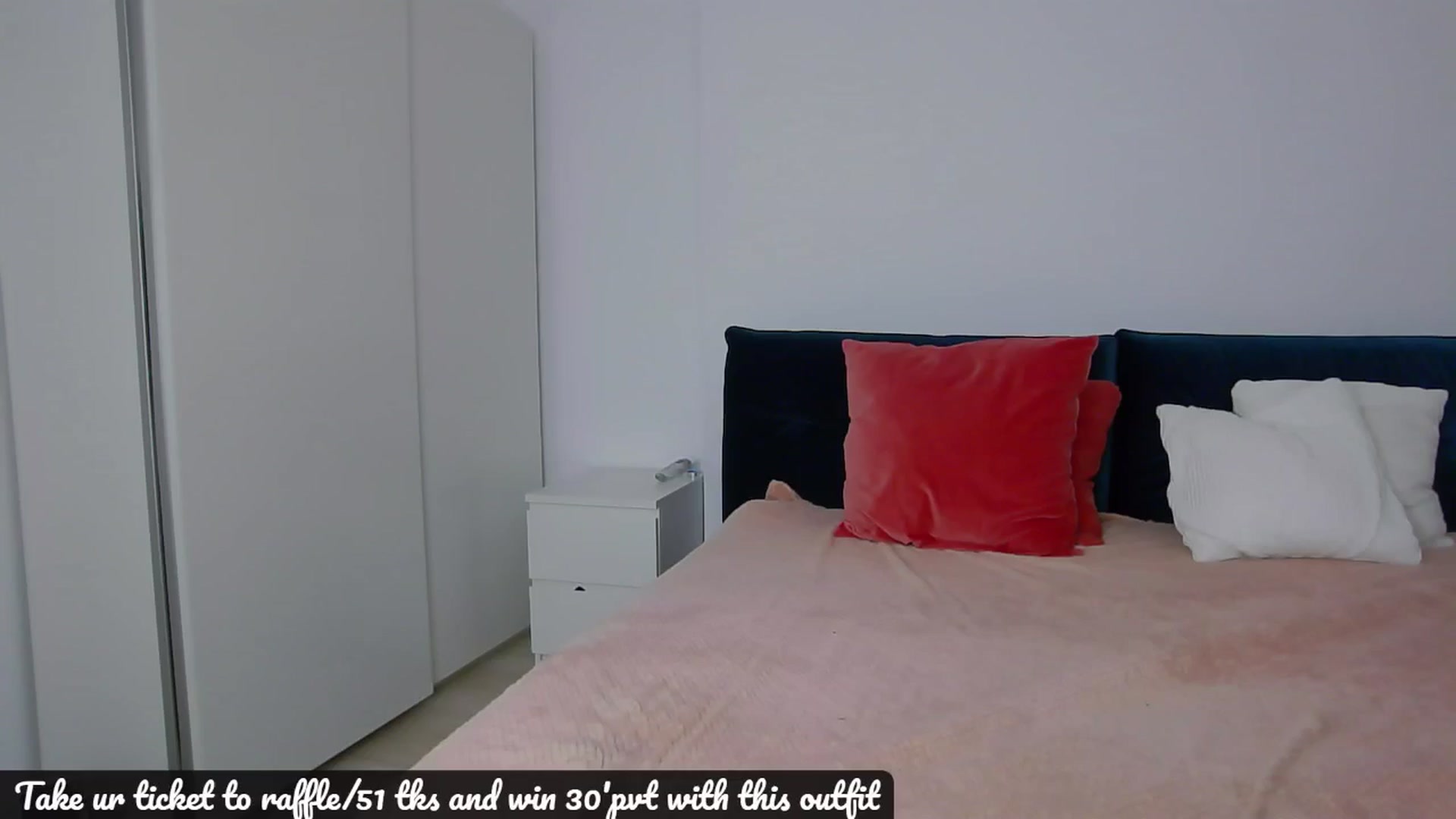 Gallery image thumbnail from NaiaaBee's myfreecams stream on, 10/31/2024, 17:50 image 20 of 20