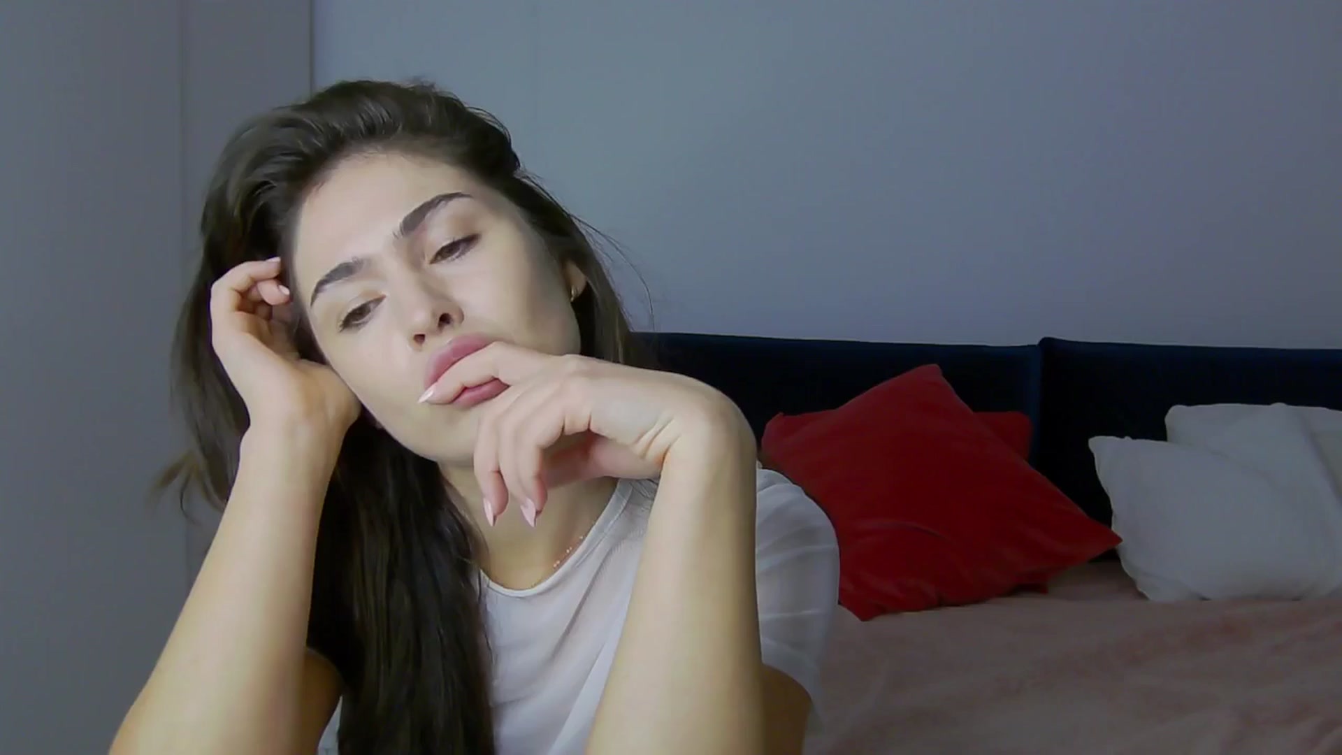 Gallery image thumbnail from NaiaaBee's myfreecams stream on, 11/11/2024, 17:02 image 13 of 20