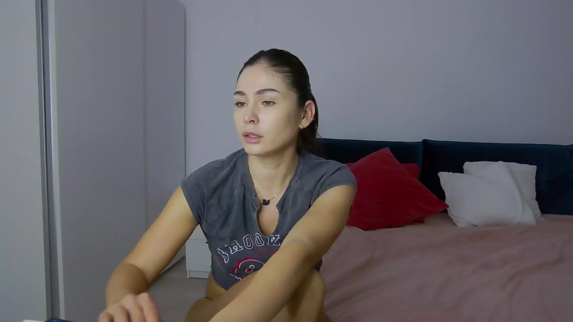 Gallery image thumbnail from NaiaaBee's myfreecams stream on, 11/12/2024, 13:31 image 13 of 20