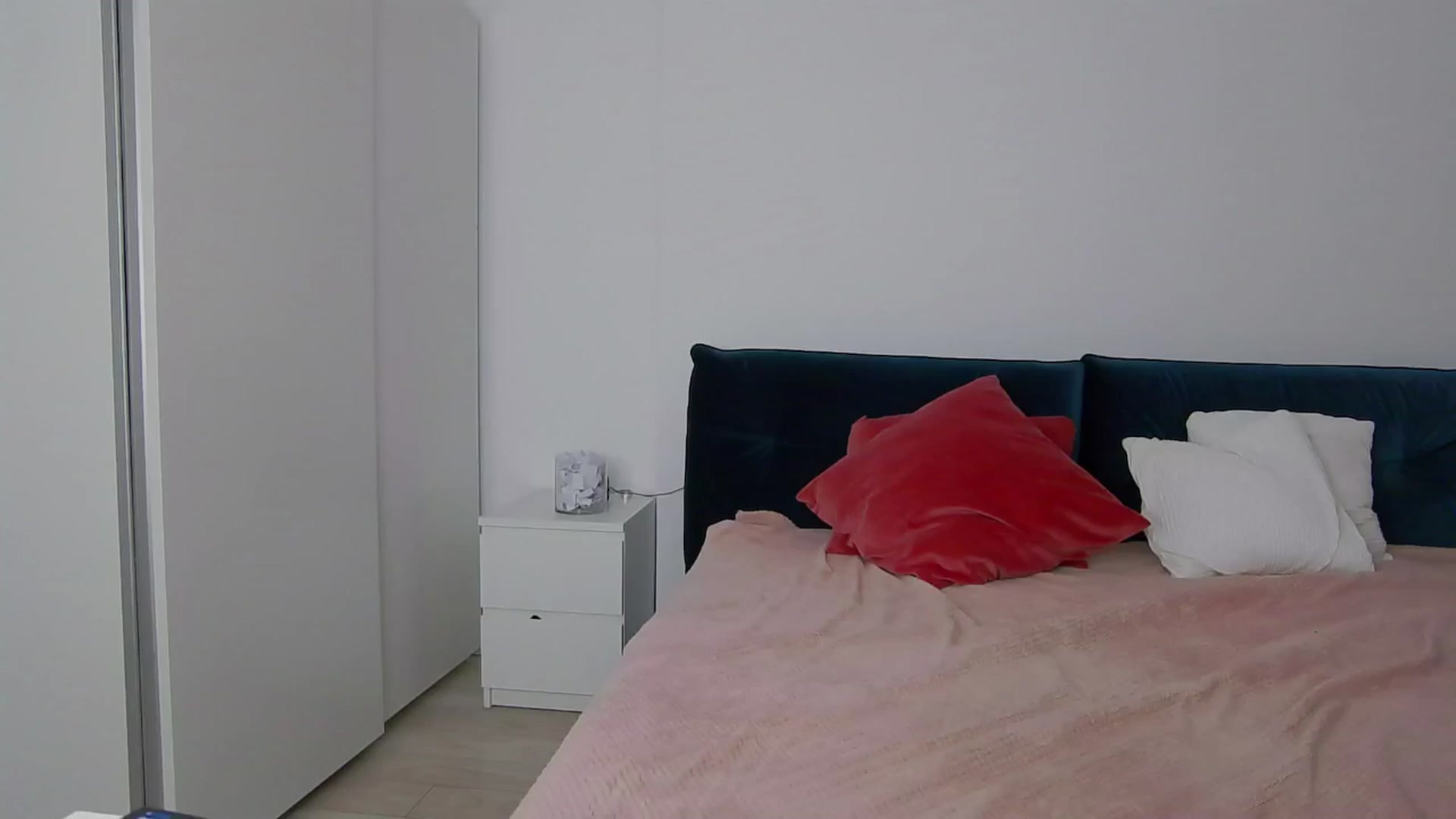 Gallery image thumbnail from NaiaaBee's myfreecams stream on, 11/12/2024, 13:31 image 10 of 20