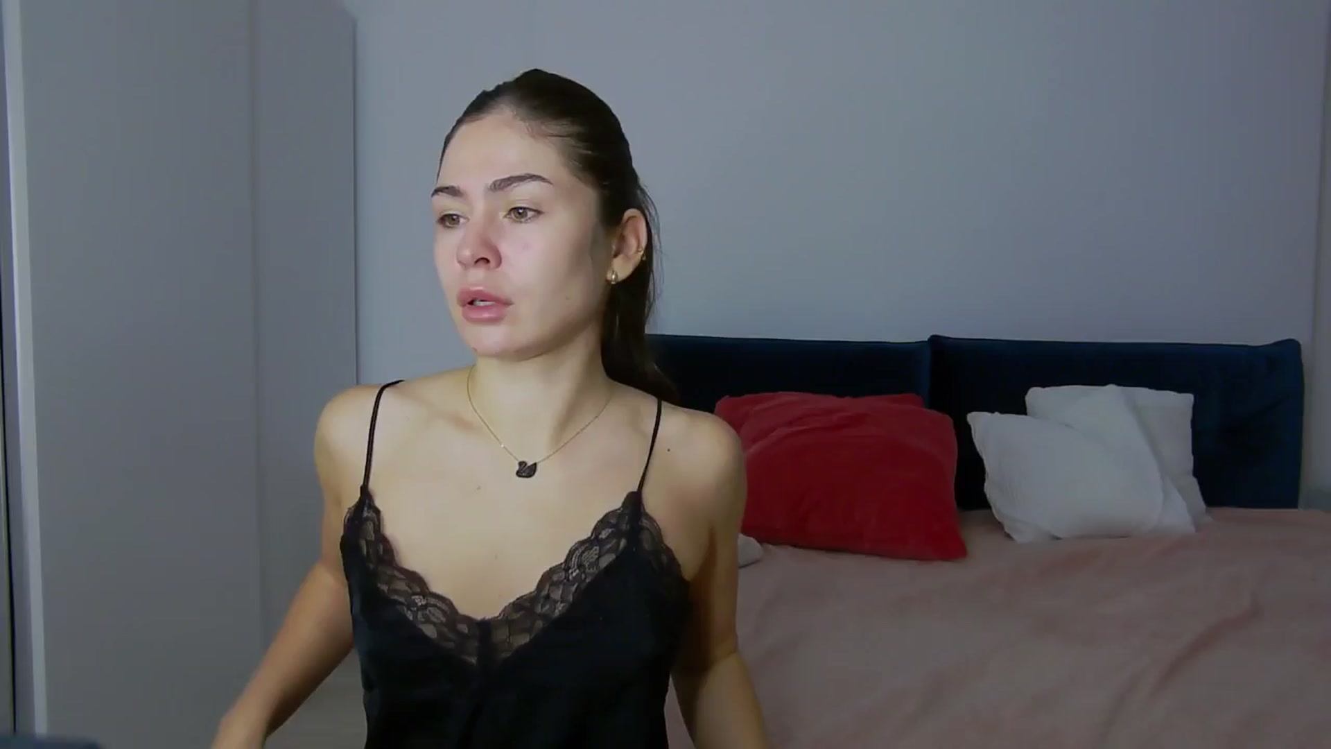 Gallery image thumbnail from NaiaaBee's myfreecams stream on, 11/13/2024, 07:31 image 8 of 20