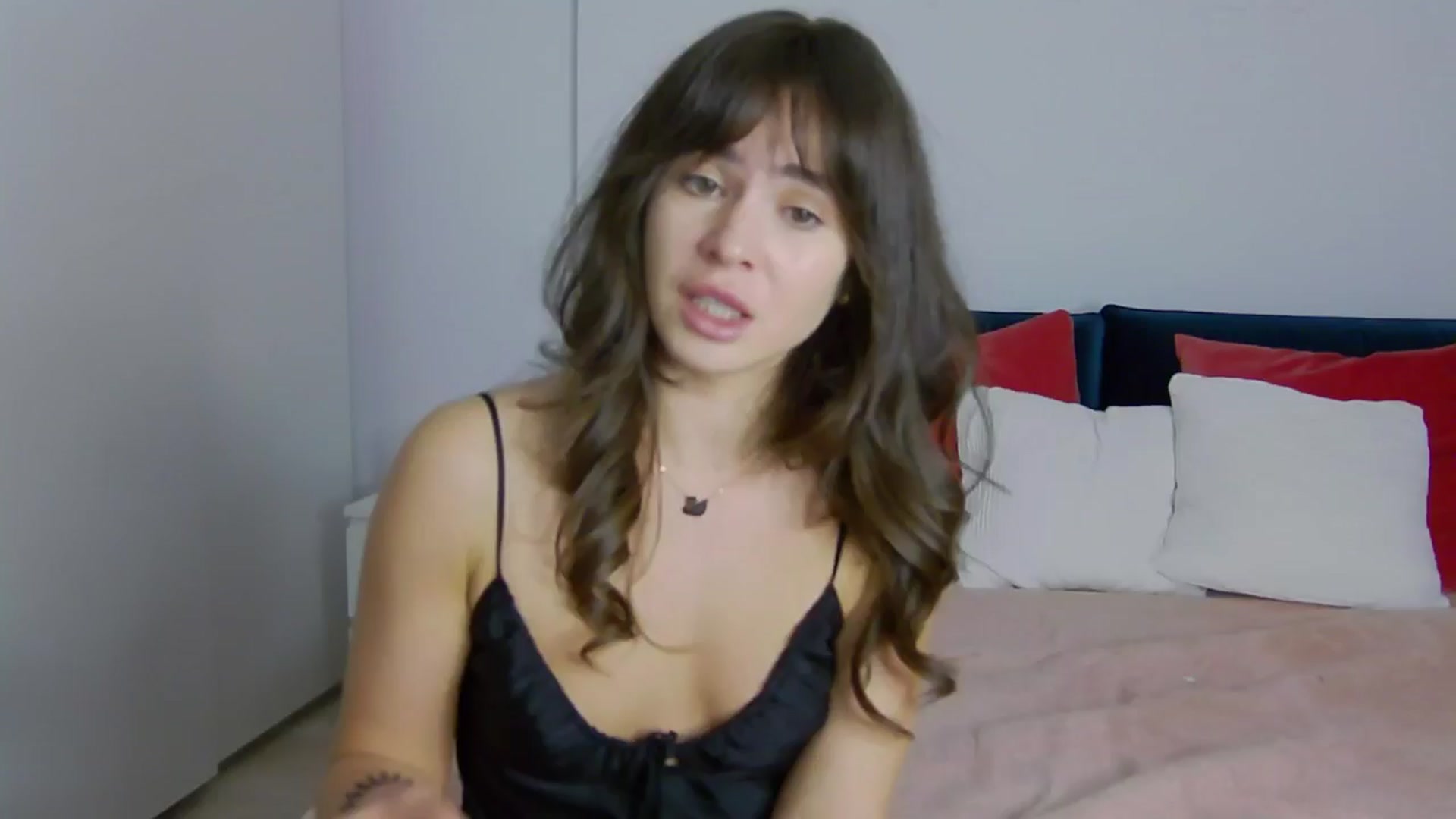 Gallery image thumbnail from NaiaaBee's myfreecams stream on, 11/14/2024, 16:18 image 16 of 20