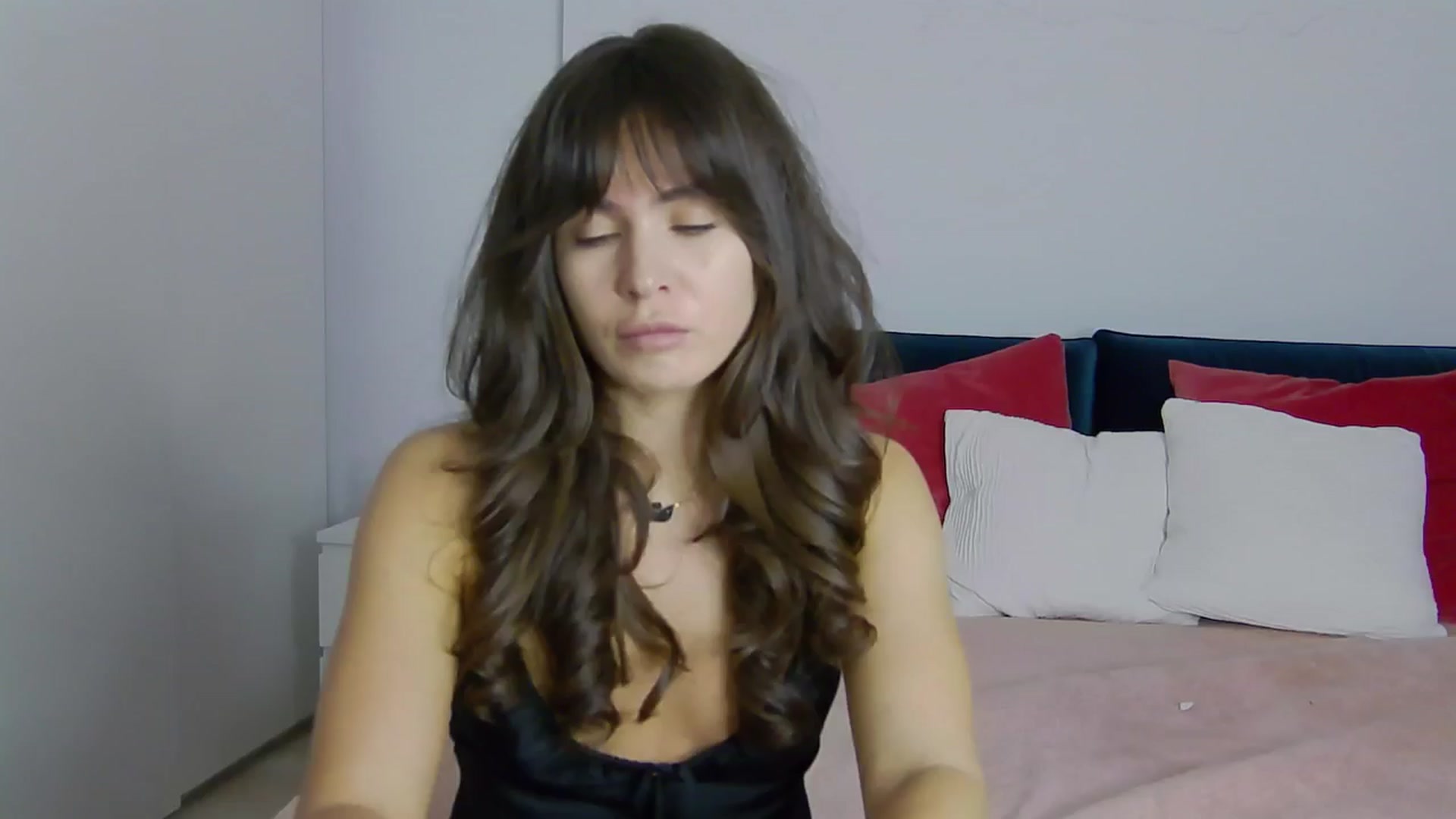 Gallery image thumbnail from NaiaaBee's myfreecams stream on, 11/14/2024, 17:38 image 13 of 20