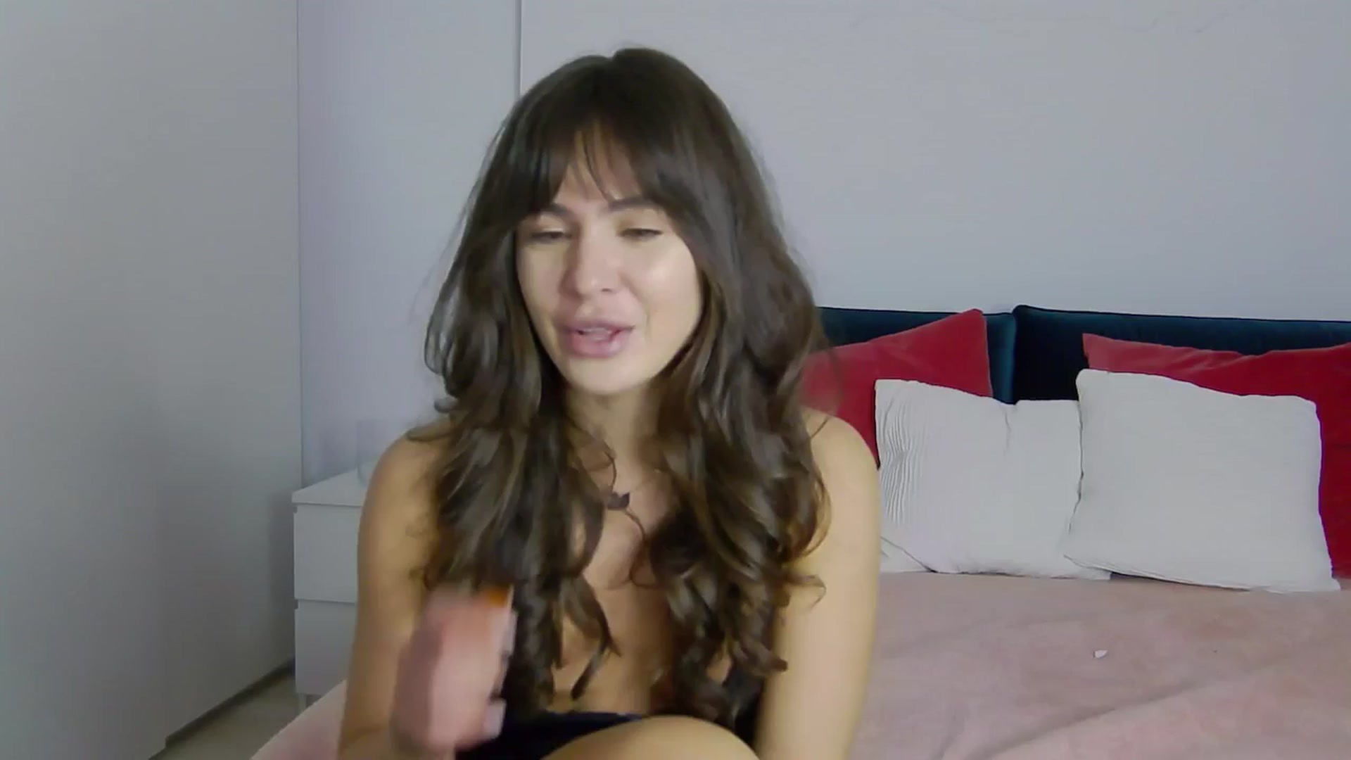 Gallery image thumbnail from NaiaaBee's myfreecams stream on, 11/14/2024, 17:38 image 16 of 20