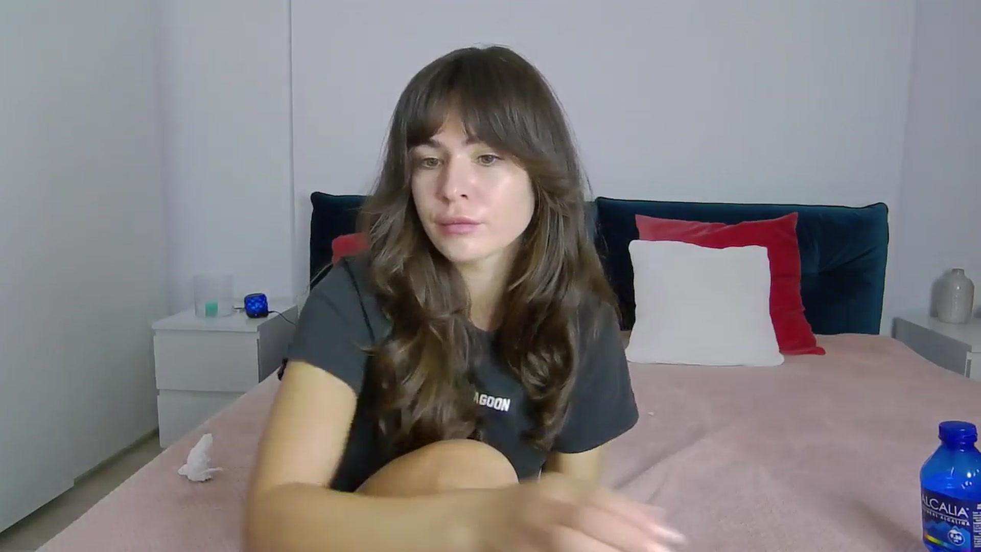 Gallery image thumbnail from NaiaaBee's myfreecams stream on, 11/18/2024, 18:39 image 9 of 20