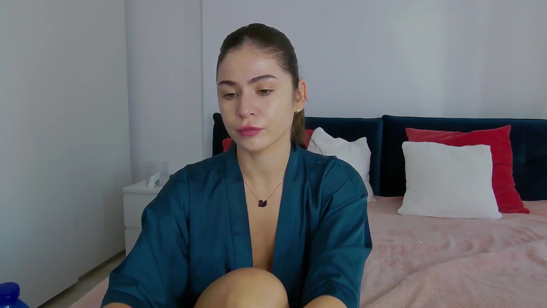Gallery image thumbnail from NaiaaBee's myfreecams stream on, 11/19/2024, 14:23 image 3 of 20