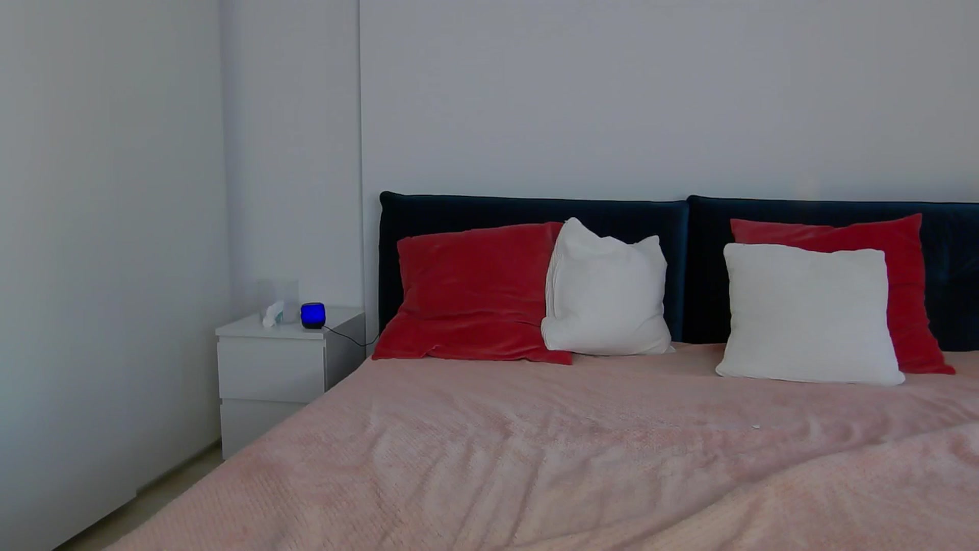 Gallery image thumbnail from NaiaaBee's myfreecams stream on, 11/19/2024, 14:23 image 9 of 20