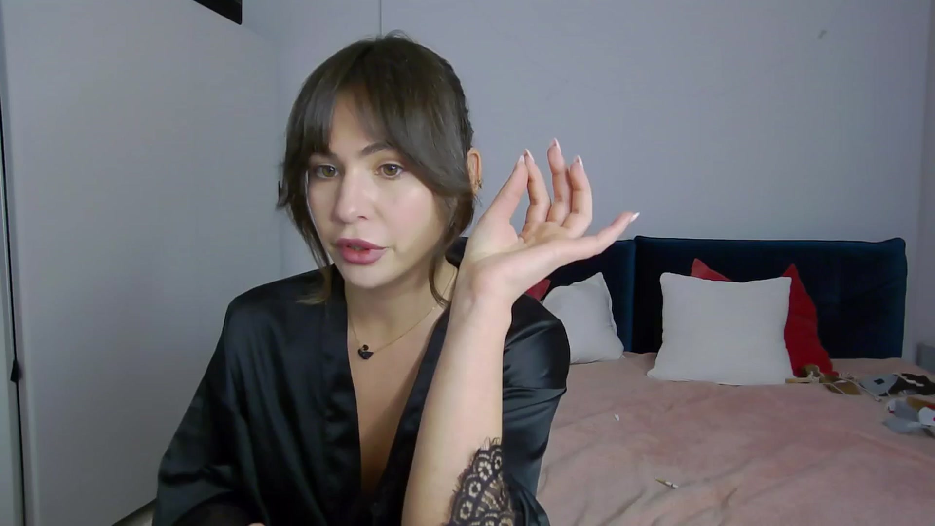Gallery image thumbnail from NaiaaBee's myfreecams stream on, 11/21/2024, 16:38 image 5 of 20