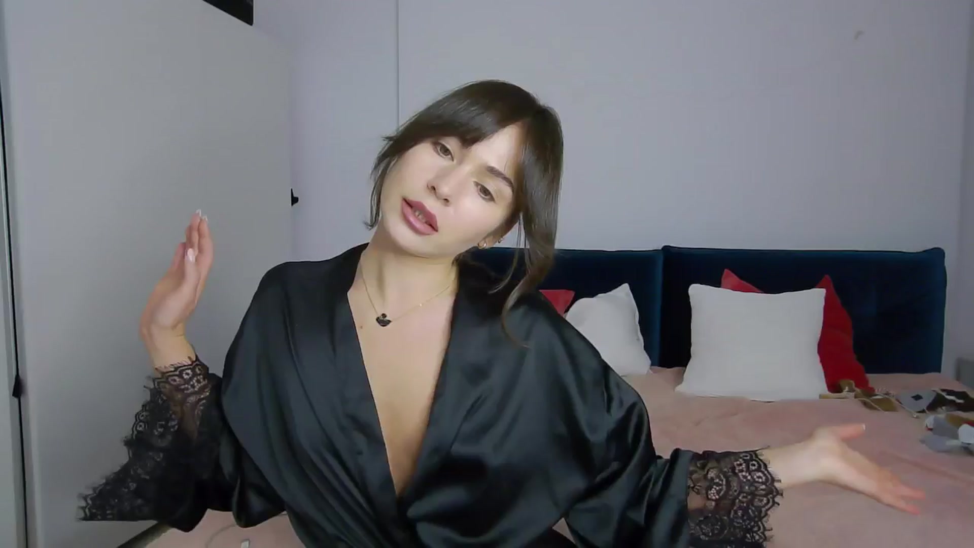 Gallery image thumbnail from NaiaaBee's myfreecams stream on, 11/21/2024, 16:38 image 2 of 20