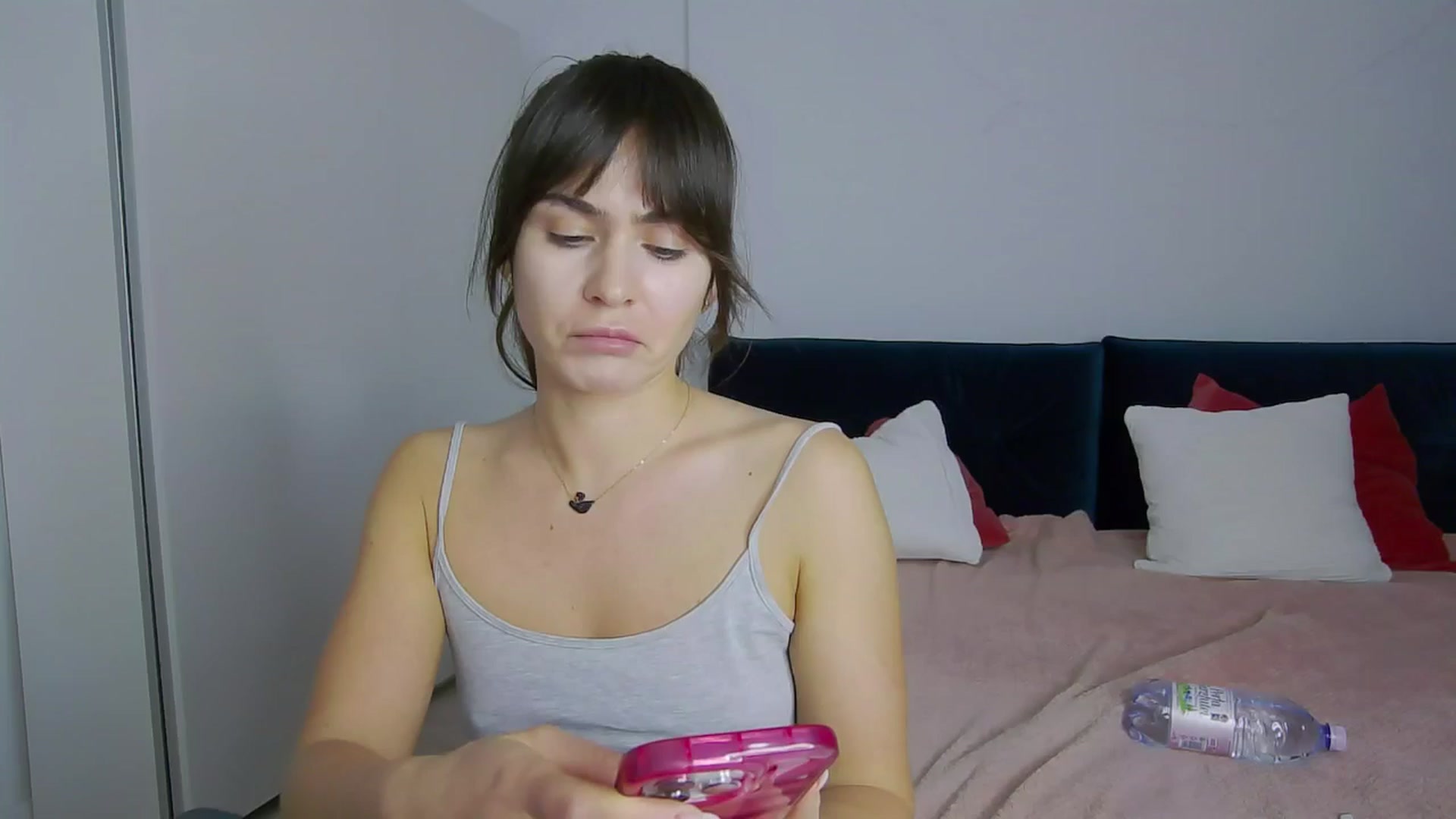 Gallery image thumbnail from NaiaaBee's myfreecams stream on, 11/25/2024, 18:32 image 9 of 20