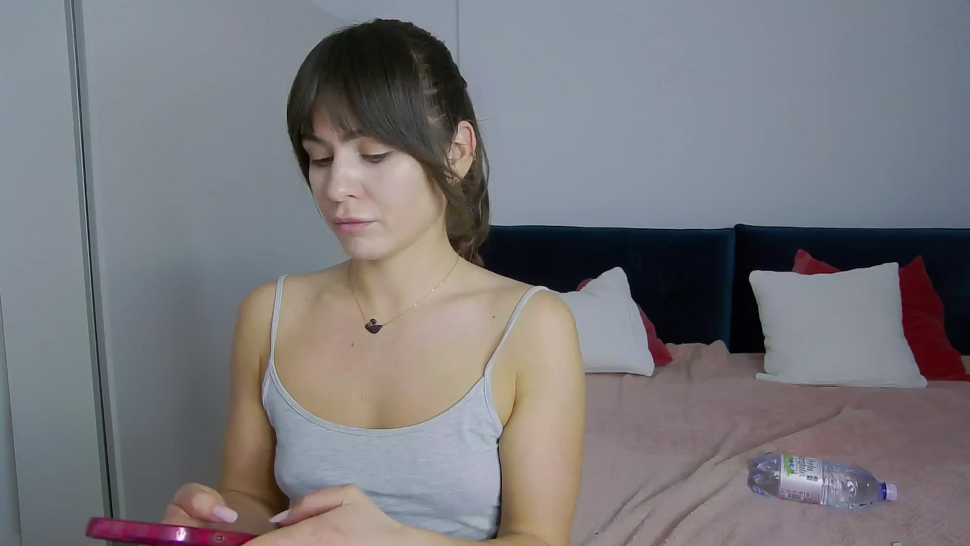 Gallery image thumbnail from NaiaaBee's myfreecams stream on, 11/25/2024, 18:32 image 12 of 20