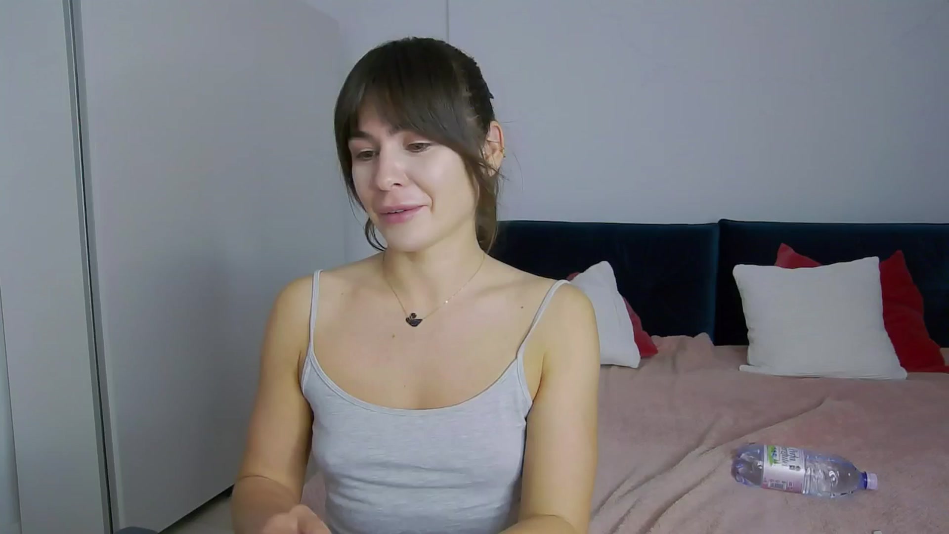 Gallery image thumbnail from NaiaaBee's myfreecams stream on, 11/25/2024, 18:32 image 10 of 20