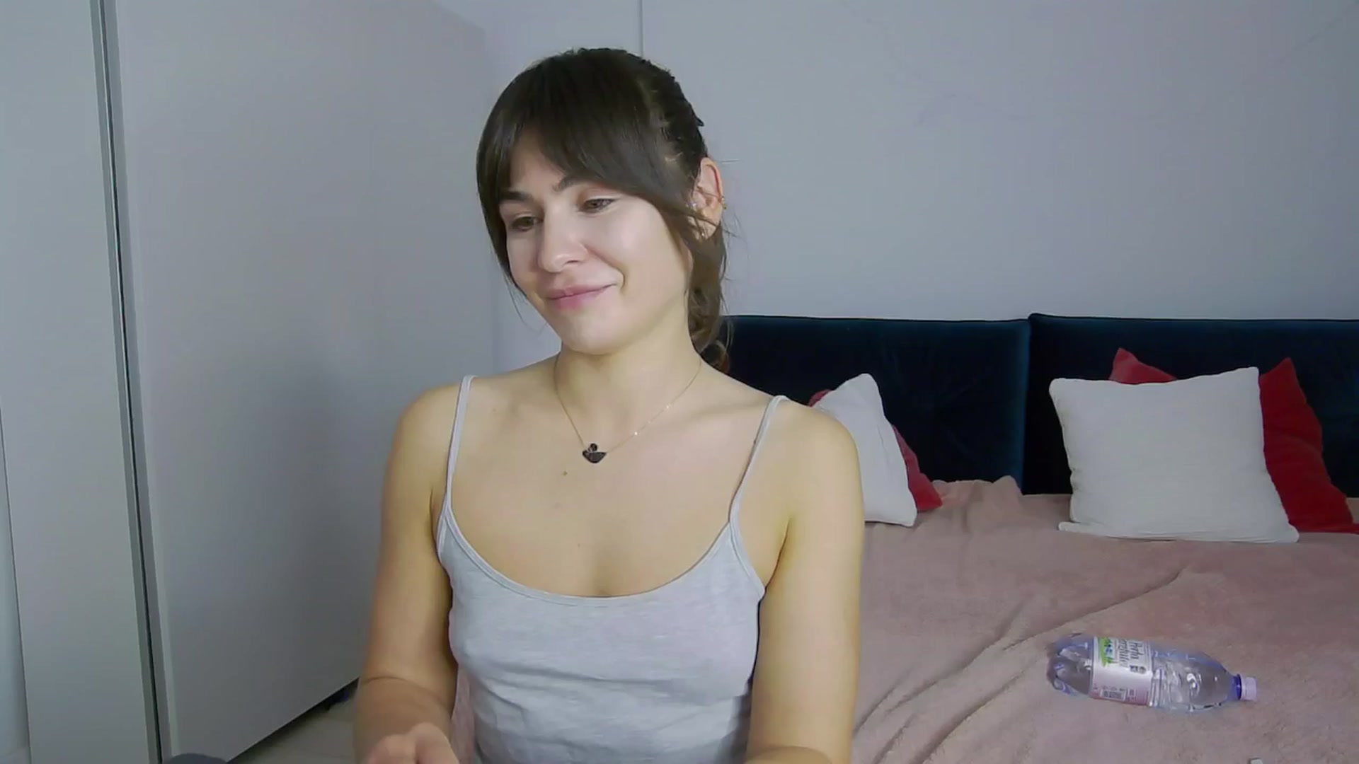 Gallery image thumbnail from NaiaaBee's myfreecams stream on, 11/25/2024, 18:32 image 2 of 20