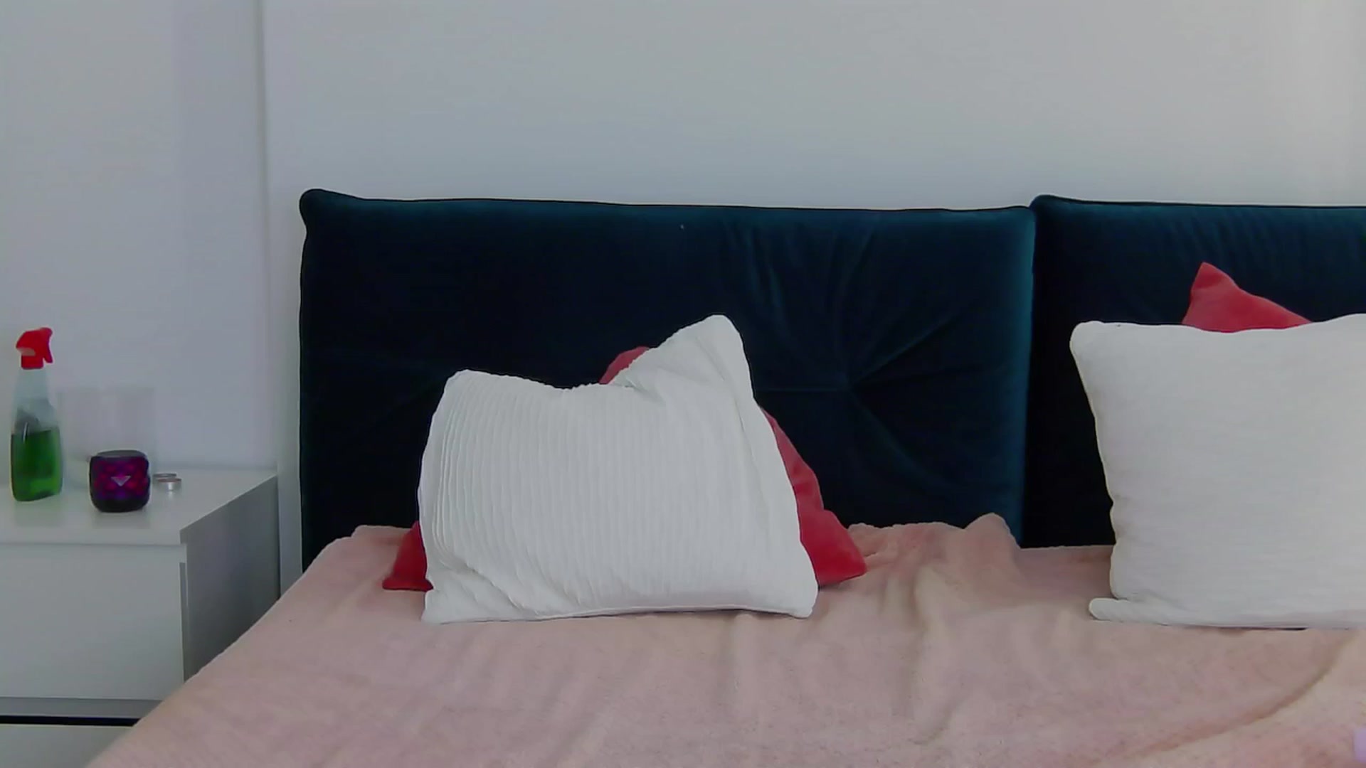 Gallery image thumbnail from NaiaaBee's myfreecams stream on, 11/26/2024, 15:05 image 4 of 20