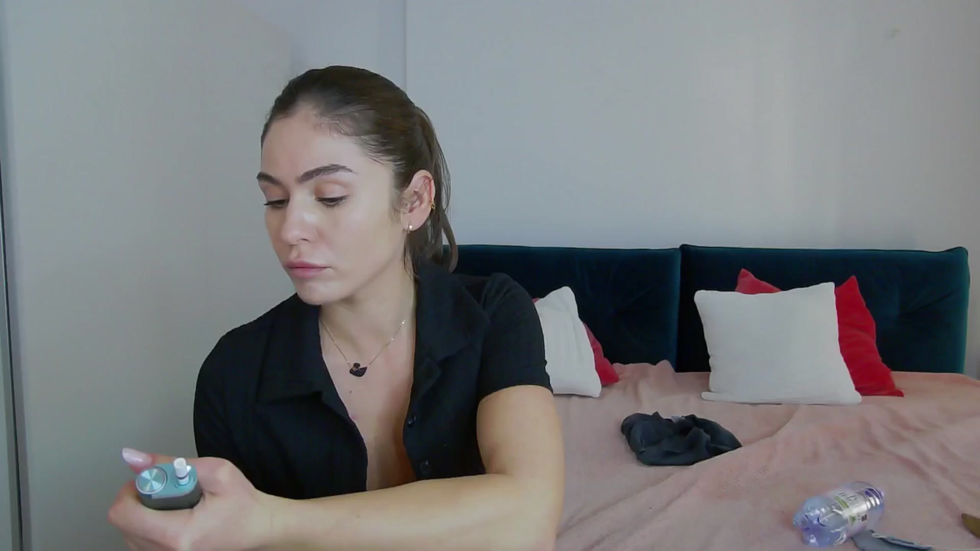 Gallery image thumbnail from NaiaaBee's myfreecams stream on, 11/26/2024, 15:05 image 7 of 20