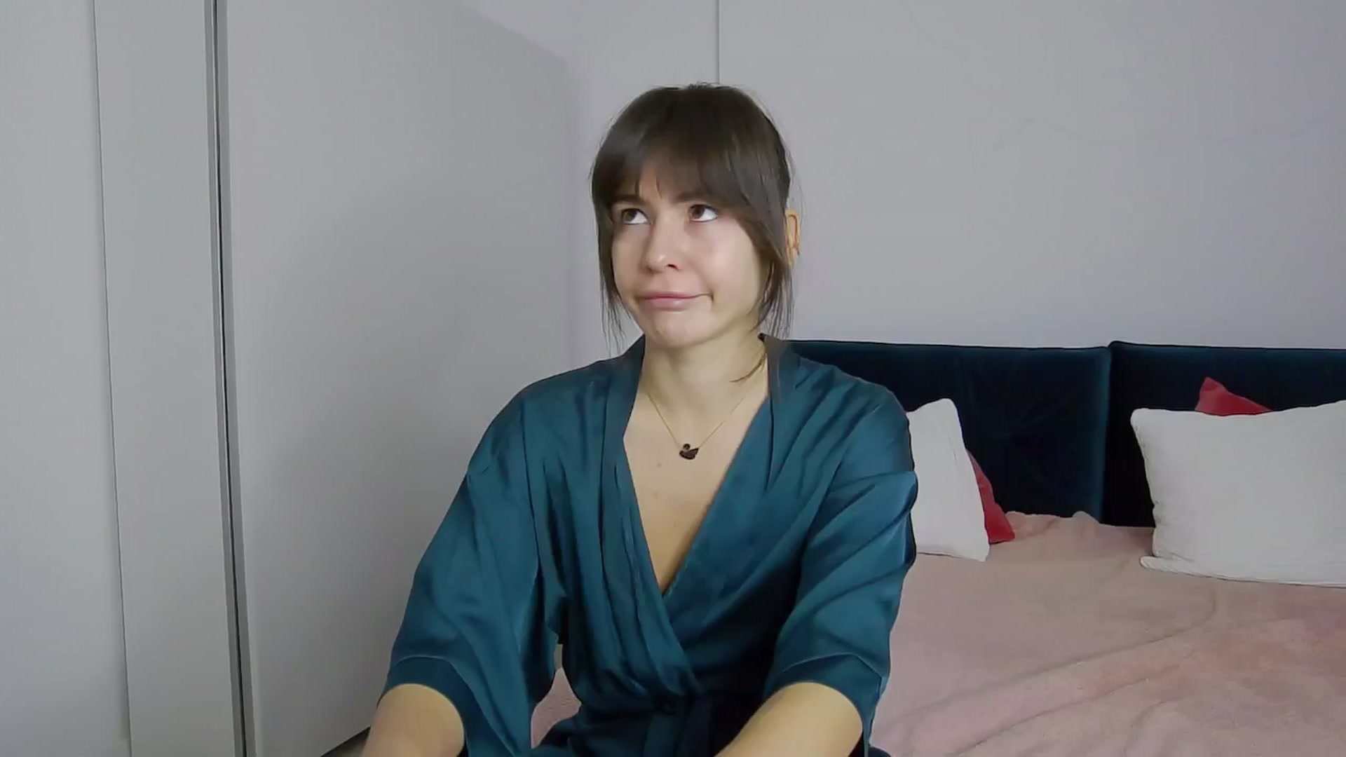 Gallery image thumbnail from NaiaaBee's myfreecams stream on, 11/28/2024, 06:28 image 5 of 20