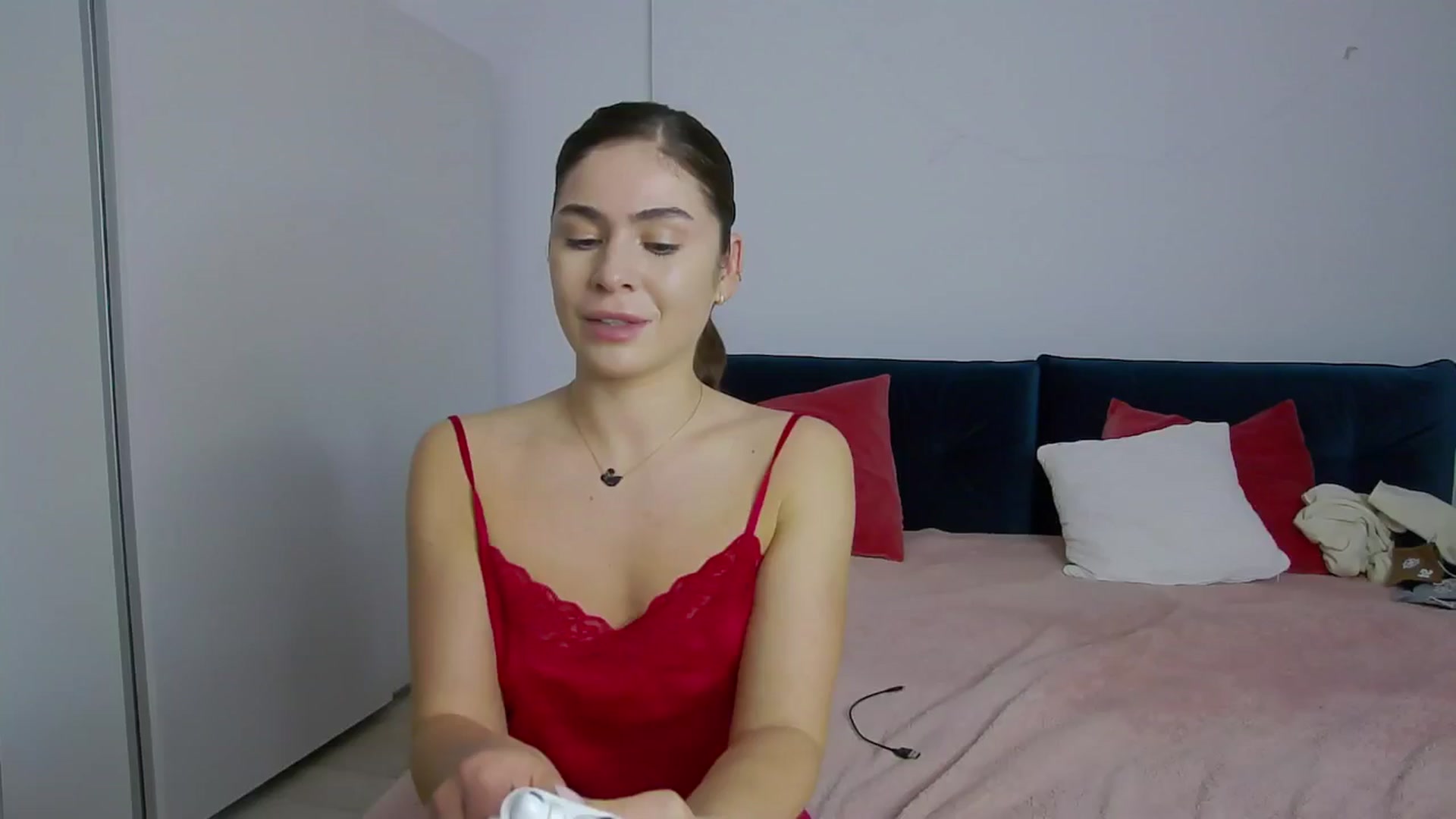 Gallery image thumbnail from NaiaaBee's myfreecams stream on, 12/03/2024, 15:25 image 13 of 20