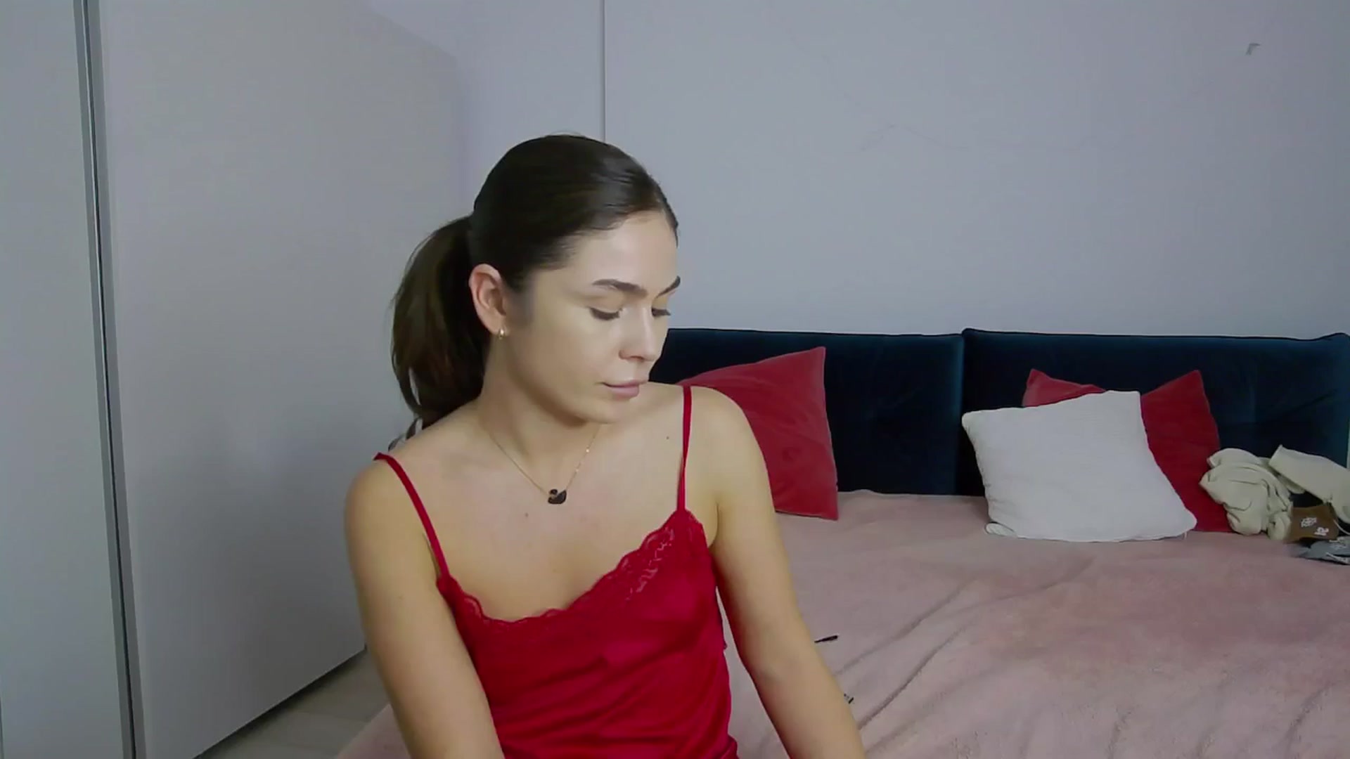 Gallery image thumbnail from NaiaaBee's myfreecams stream on, 12/03/2024, 15:25 image 16 of 20