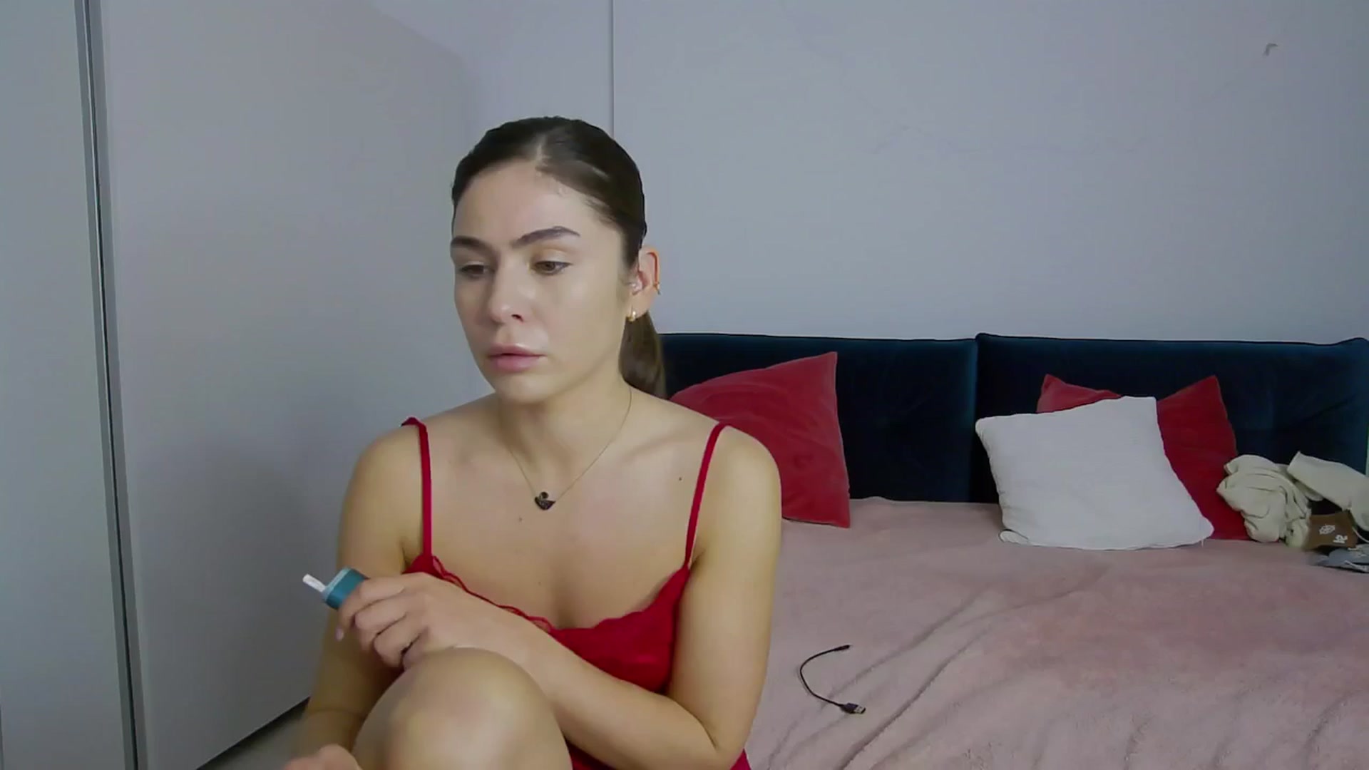Gallery image thumbnail from NaiaaBee's myfreecams stream on, 12/03/2024, 15:25 image 15 of 20