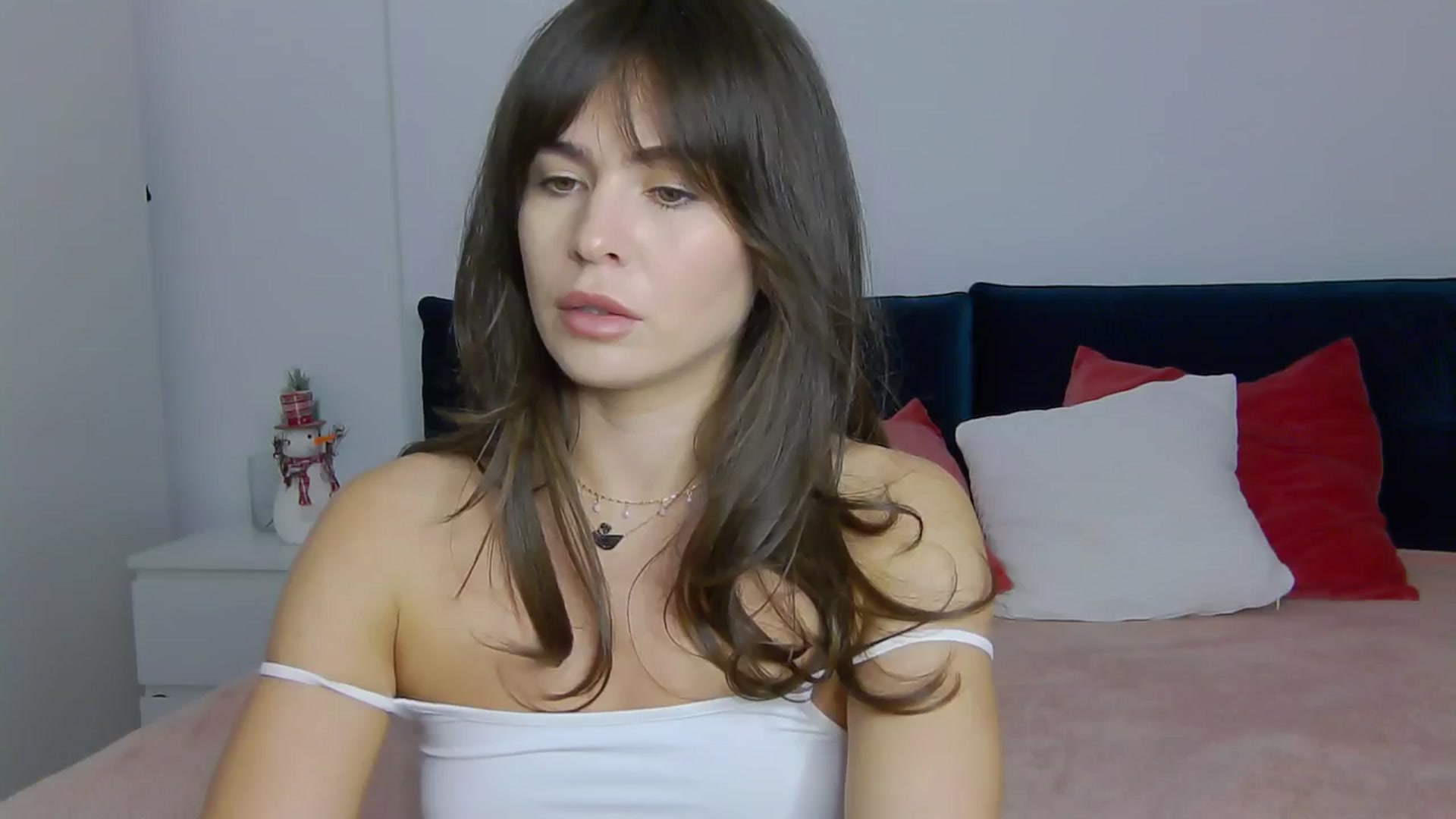 Gallery image thumbnail from NaiaaBee's myfreecams stream on, 12/06/2024, 18:06 image 19 of 20