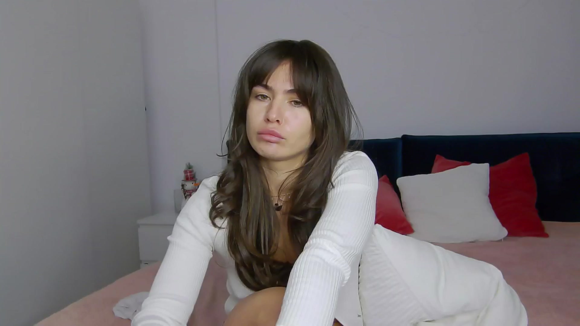 Gallery image thumbnail from NaiaaBee's myfreecams stream on, 12/07/2024, 08:49 image 15 of 20