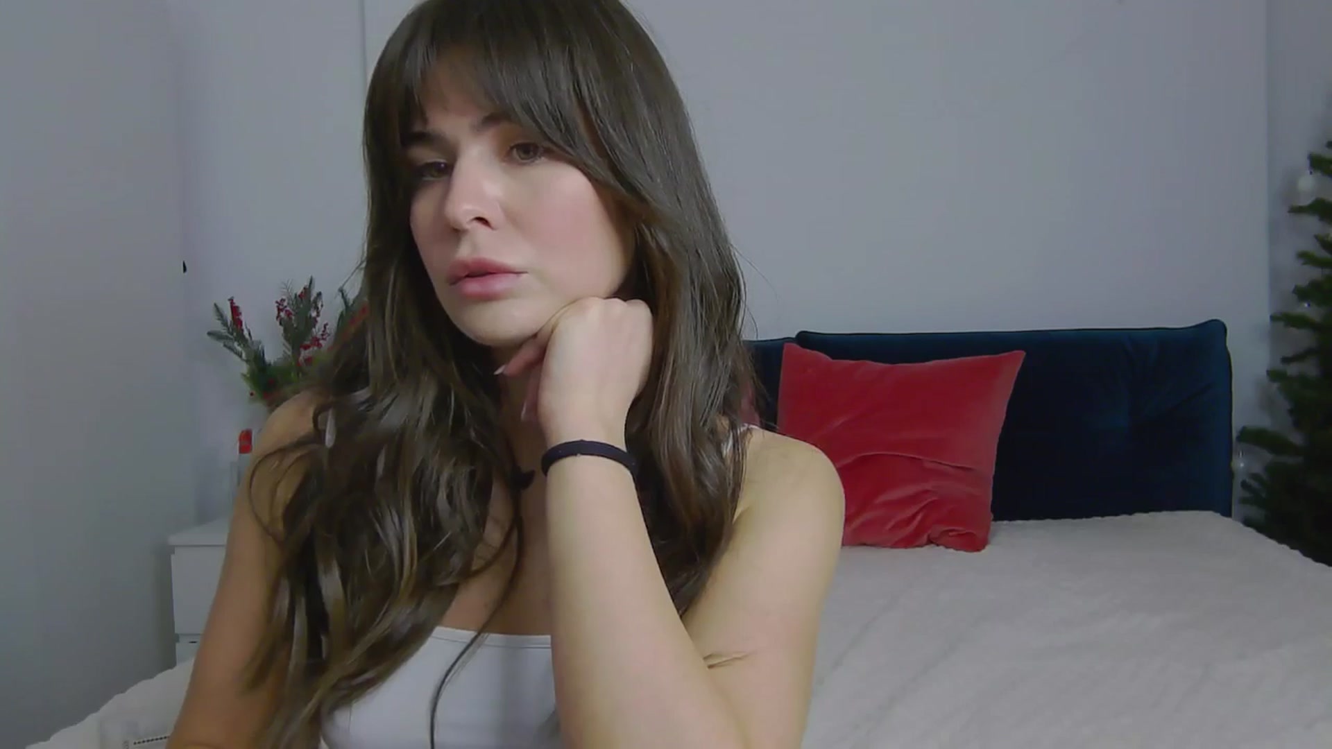 Gallery image thumbnail from NaiaaBee's myfreecams stream on, 12/16/2024, 15:44 image 10 of 20