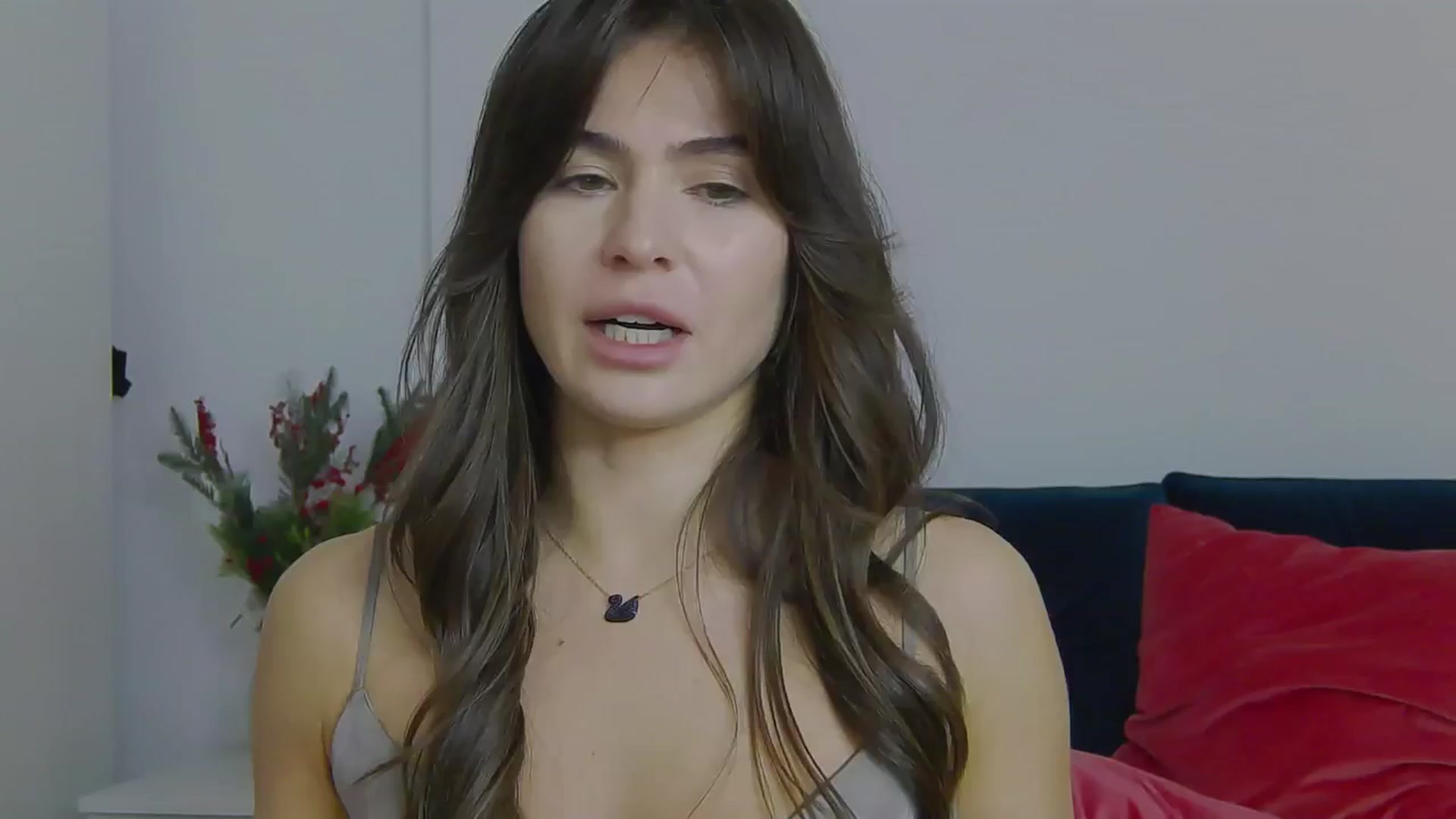 Gallery image thumbnail from NaiaaBee's myfreecams stream on, 12/17/2024, 14:06 image 15 of 20