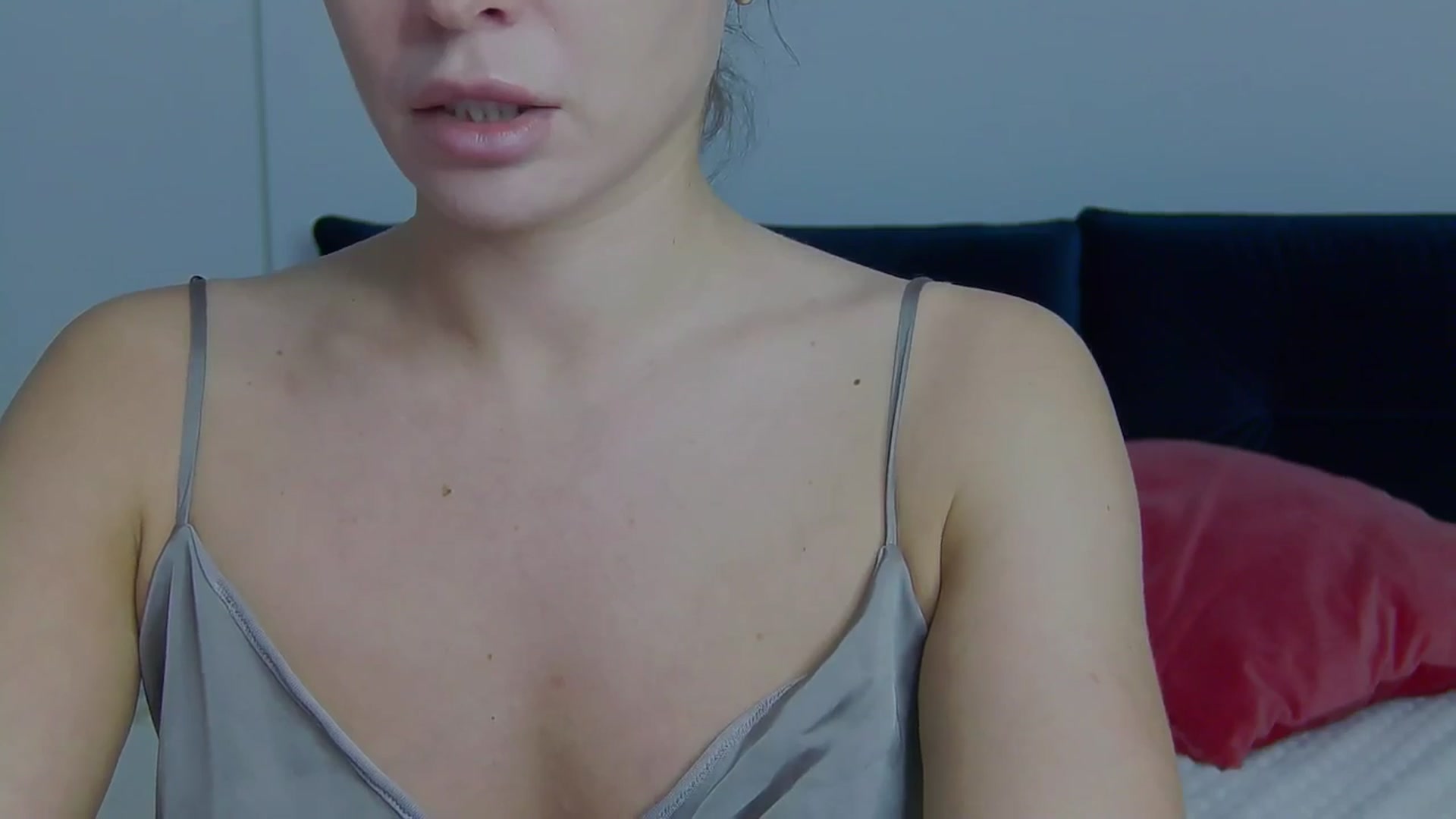 Gallery image thumbnail from NaiaaBee's myfreecams stream on, 12/23/2024, 17:36 image 4 of 20
