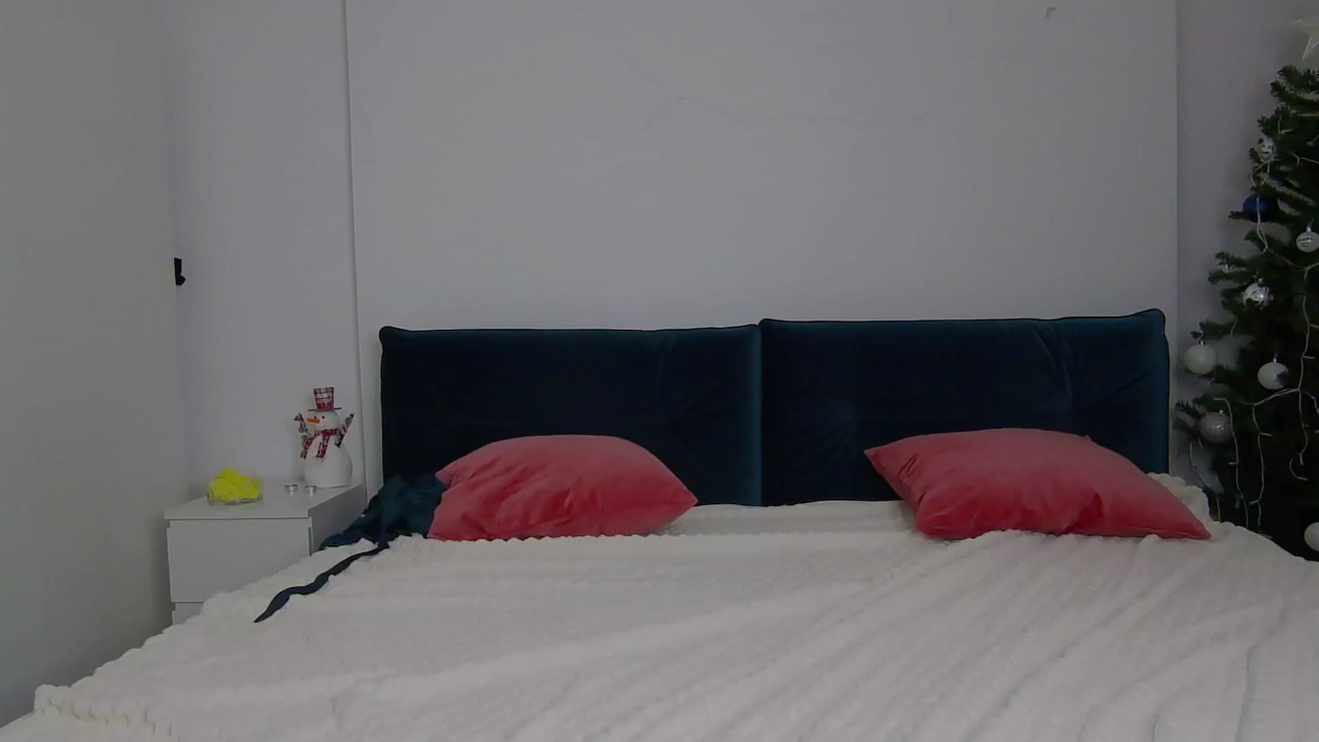 Gallery image thumbnail from NaiaaBee's myfreecams stream on, 12/27/2024, 15:28 image 20 of 20