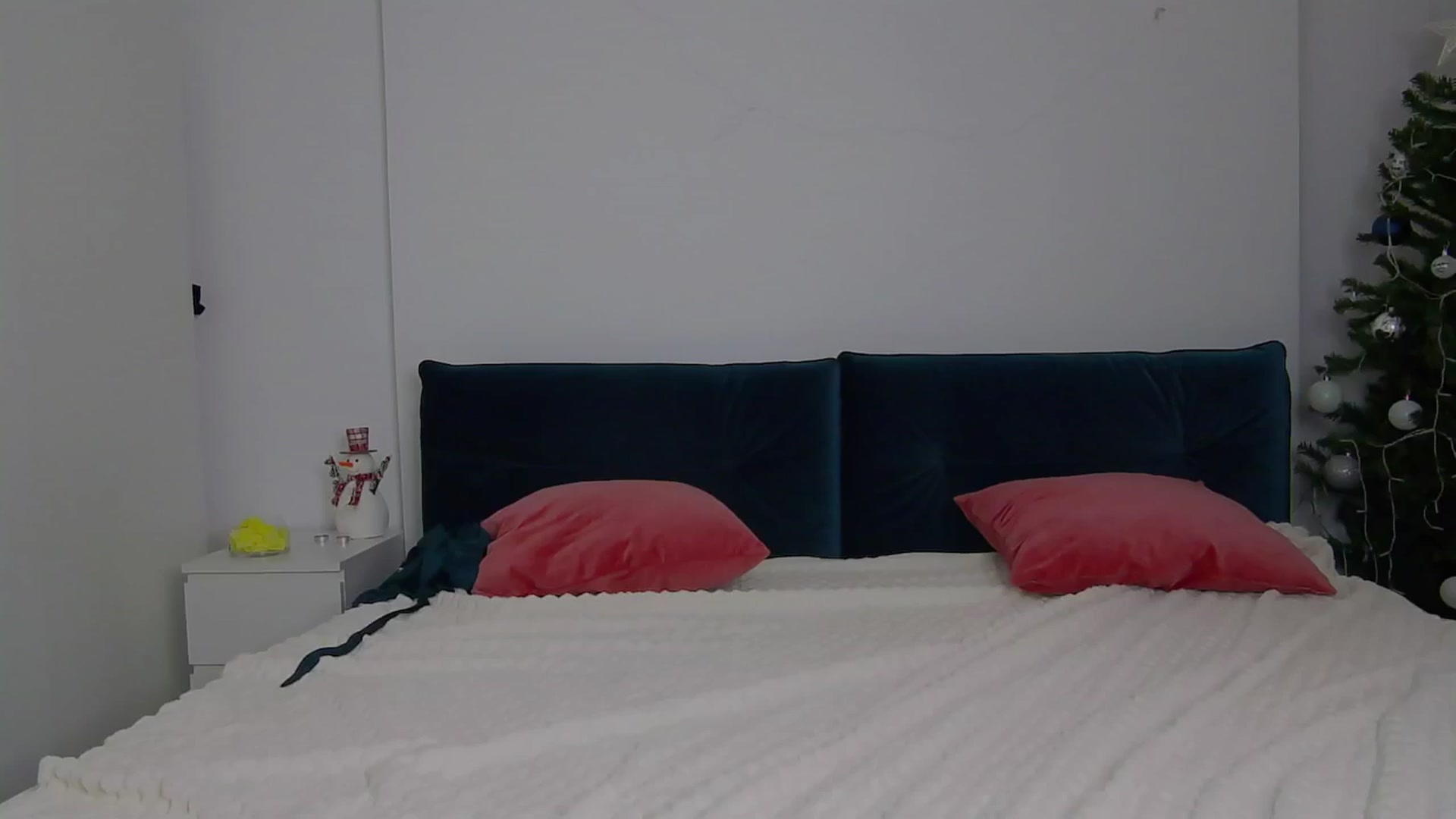 Gallery image thumbnail from NaiaaBee's myfreecams stream on, 12/27/2024, 15:28 image 19 of 20