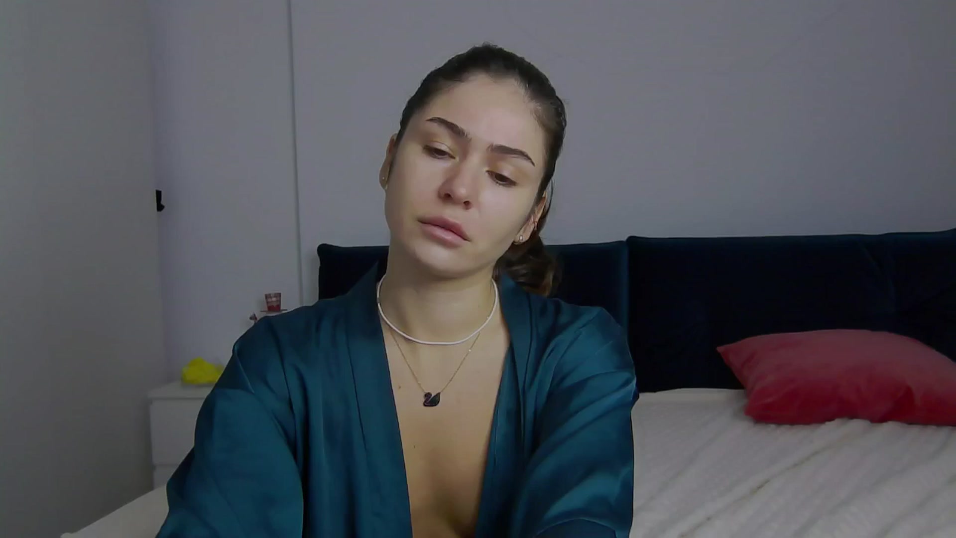 Gallery image thumbnail from NaiaaBee's myfreecams stream on, 12/28/2024, 07:28 image 16 of 20