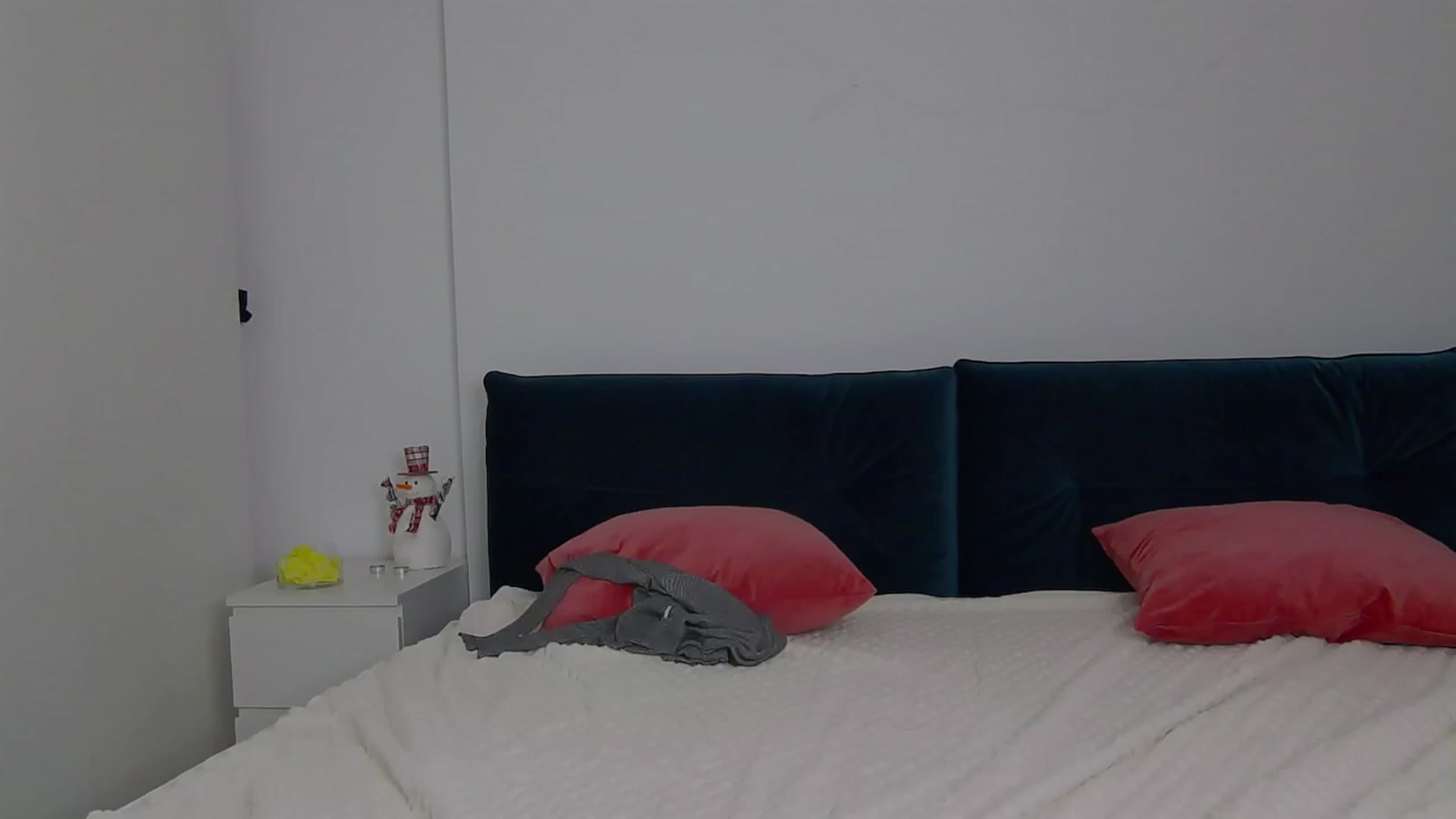 Gallery image thumbnail from NaiaaBee's myfreecams stream on, 12/28/2024, 07:28 image 14 of 20