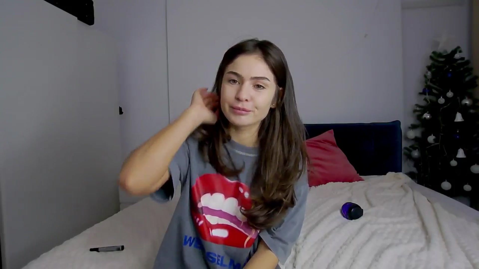 Gallery image thumbnail from NaiaaBee's myfreecams stream on, 12/30/2024, 17:26 image 3 of 20