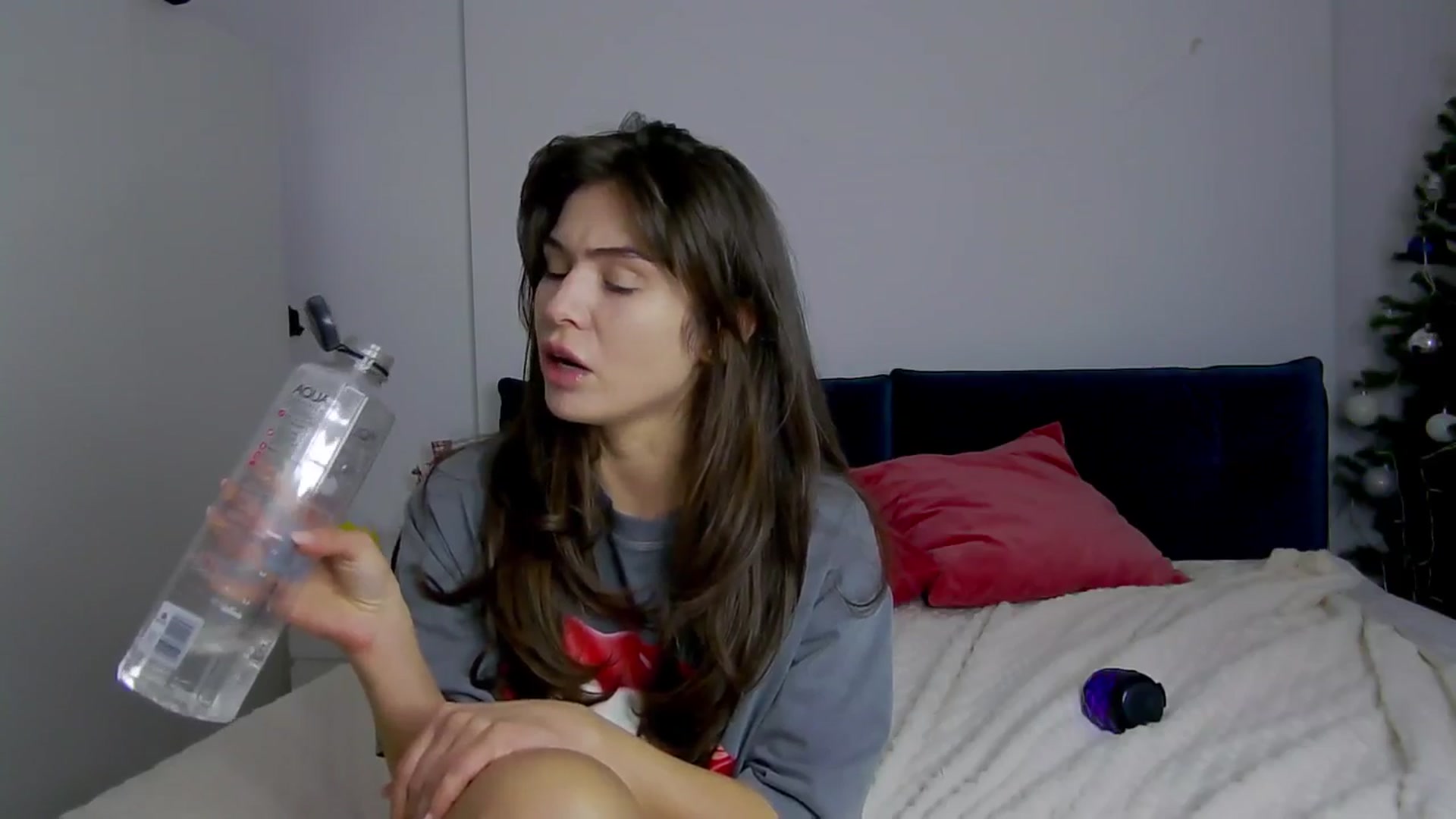 Gallery image thumbnail from NaiaaBee's myfreecams stream on, 12/30/2024, 17:26 image 15 of 20