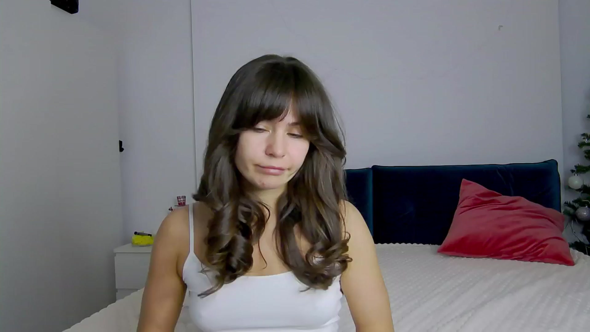 Gallery image thumbnail from NaiaaBee's myfreecams stream on, 12/31/2024, 07:01 image 7 of 20
