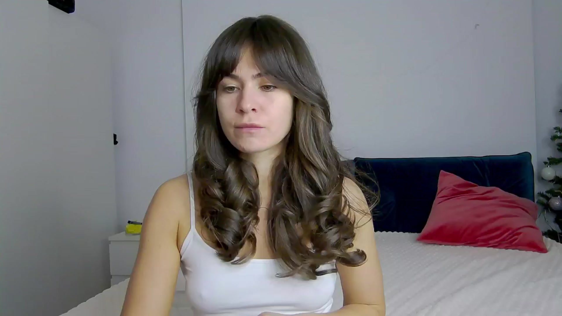 Gallery image thumbnail from NaiaaBee's myfreecams stream on, 12/31/2024, 07:01 image 2 of 20