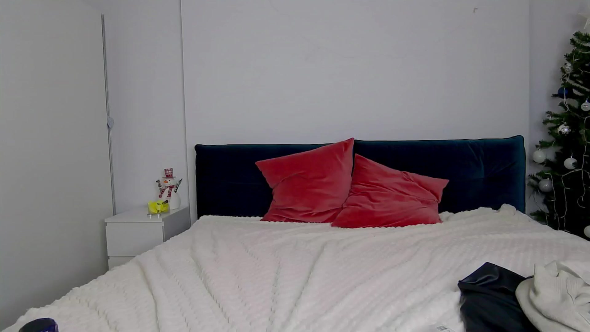 Gallery image thumbnail from NaiaaBee's myfreecams stream on, 01/03/2025, 13:22 image 7 of 20