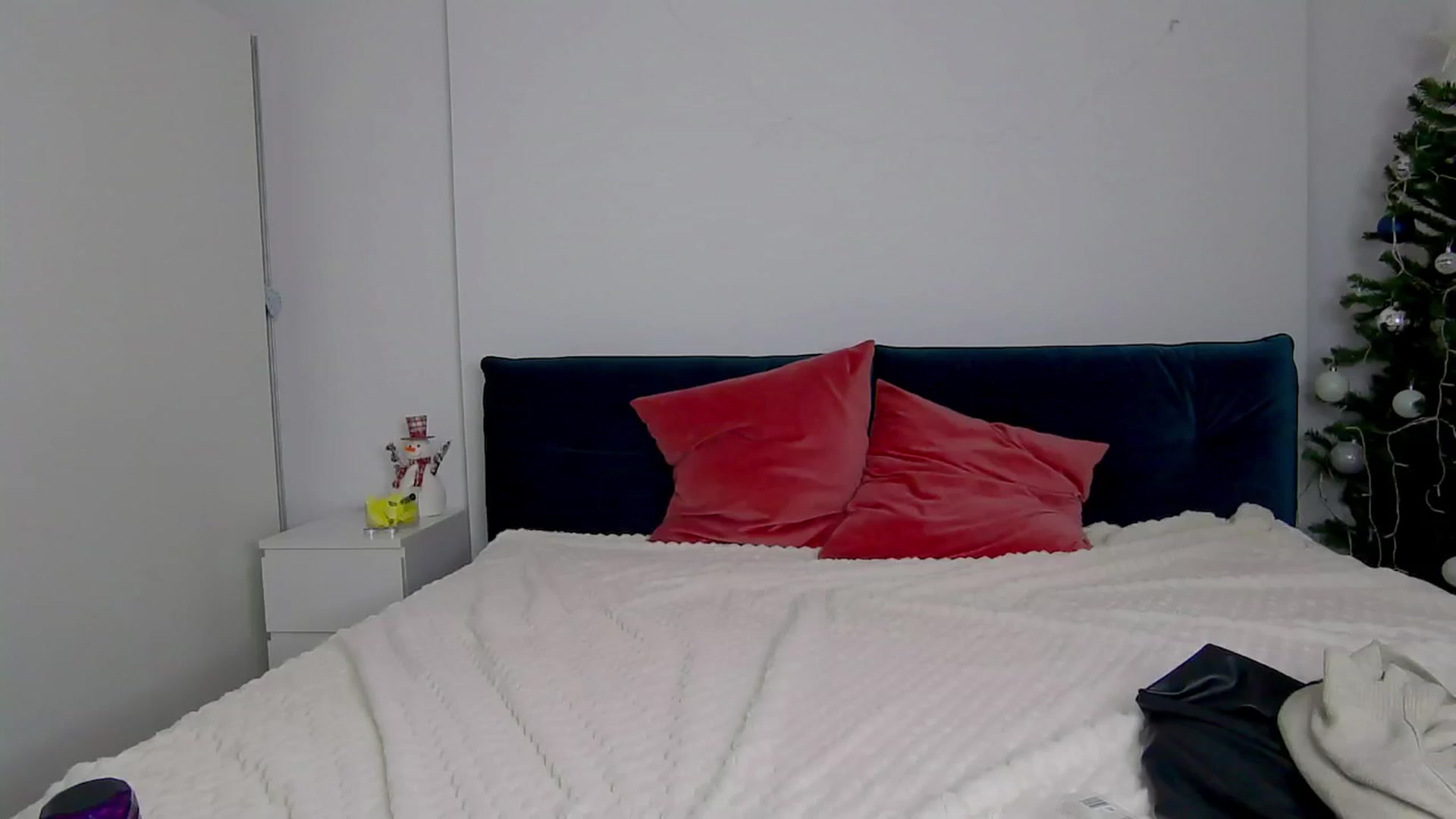 Gallery image thumbnail from NaiaaBee's myfreecams stream on, 01/03/2025, 13:22 image 2 of 20