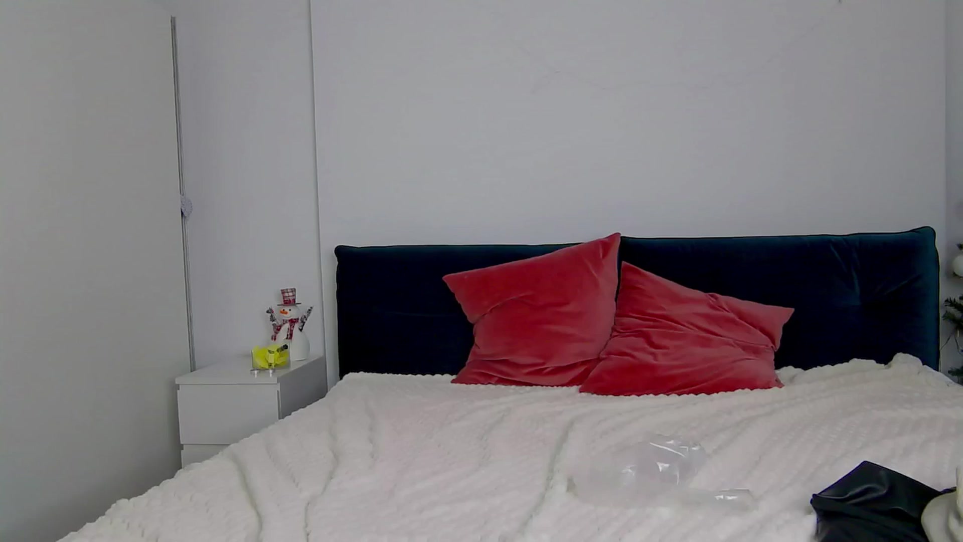 Gallery image thumbnail from NaiaaBee's myfreecams stream on, 01/03/2025, 13:22 image 10 of 20