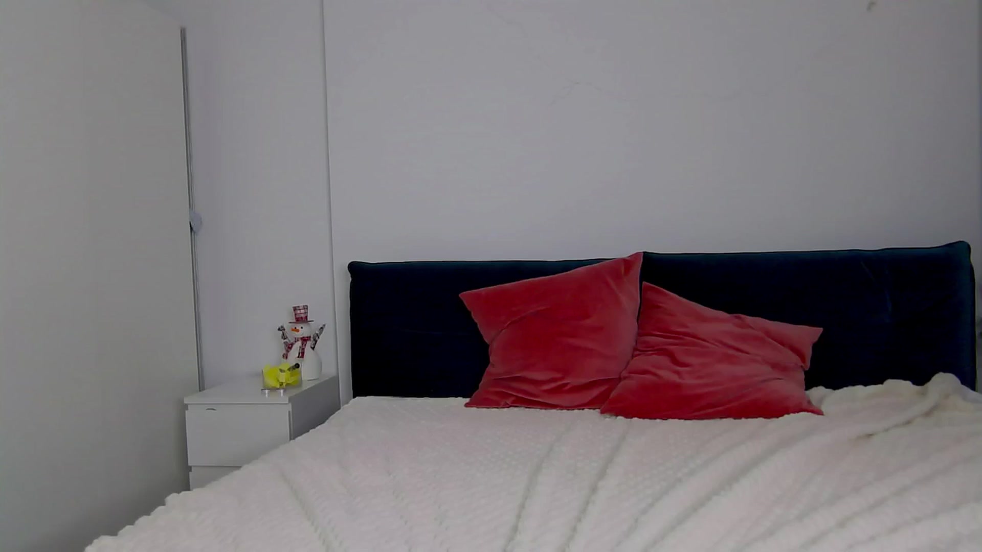 Gallery image thumbnail from NaiaaBee's myfreecams stream on, 01/04/2025, 07:29 image 5 of 20