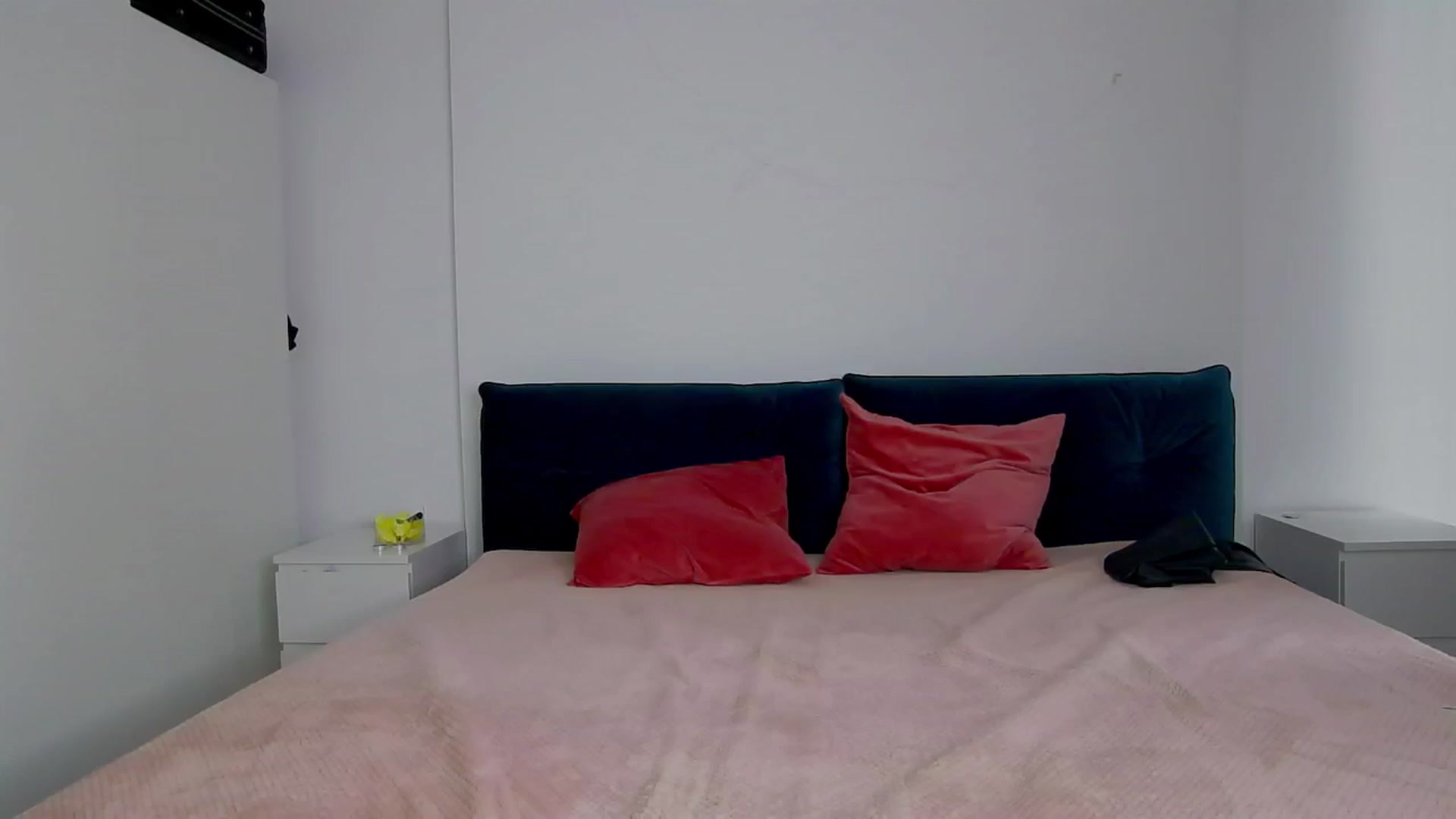 Gallery image thumbnail from NaiaaBee's myfreecams stream on, 01/13/2025, 15:13 image 10 of 20