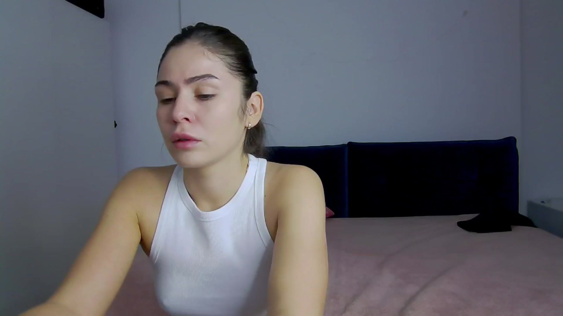 Gallery image thumbnail from NaiaaBee's myfreecams stream on, 01/15/2025, 07:04 image 2 of 20