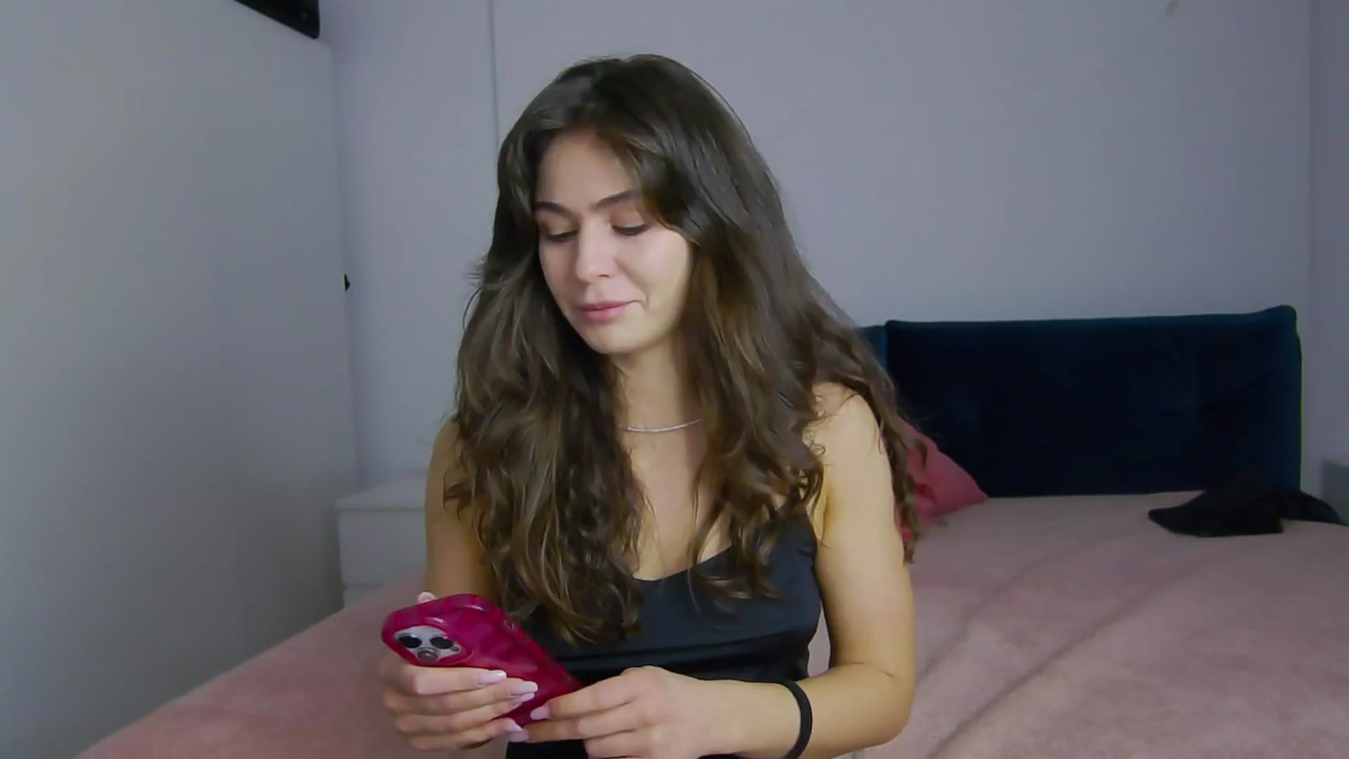 Gallery image thumbnail from NaiaaBee's myfreecams stream on, 01/16/2025, 15:03 image 14 of 20