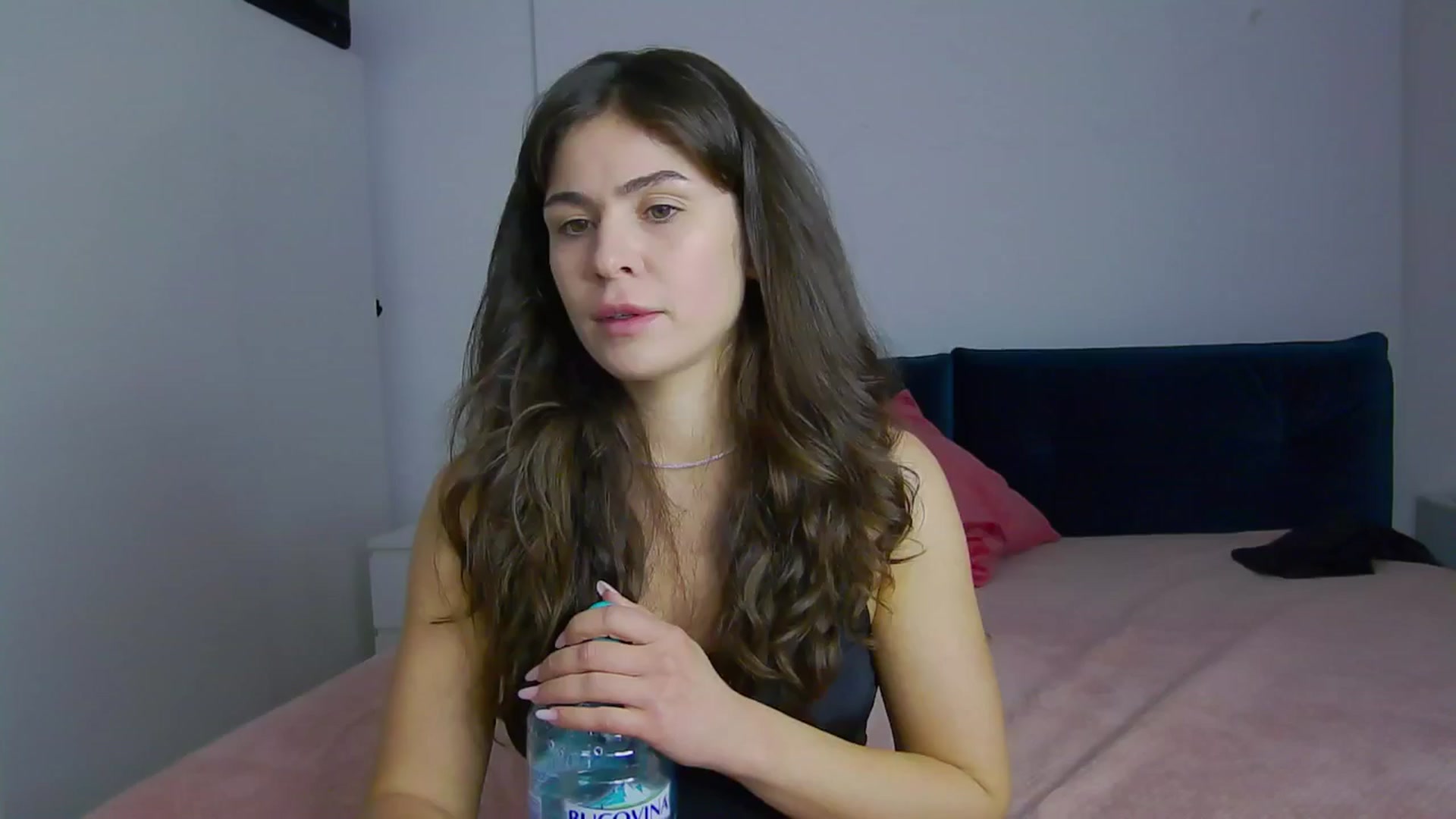 Gallery image thumbnail from NaiaaBee's myfreecams stream on, 01/16/2025, 18:08 image 4 of 20