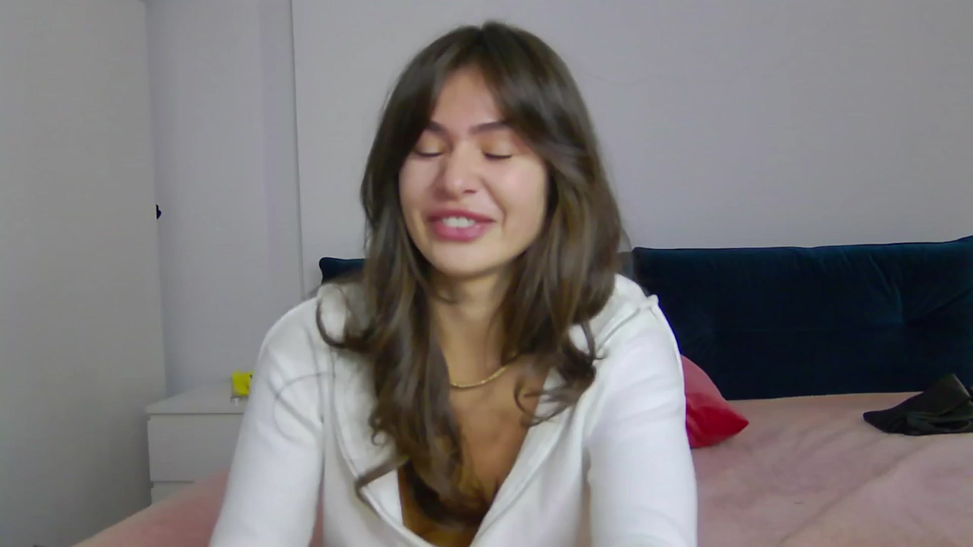 Gallery image thumbnail from NaiaaBee's myfreecams stream on, 01/18/2025, 08:25 image 7 of 20