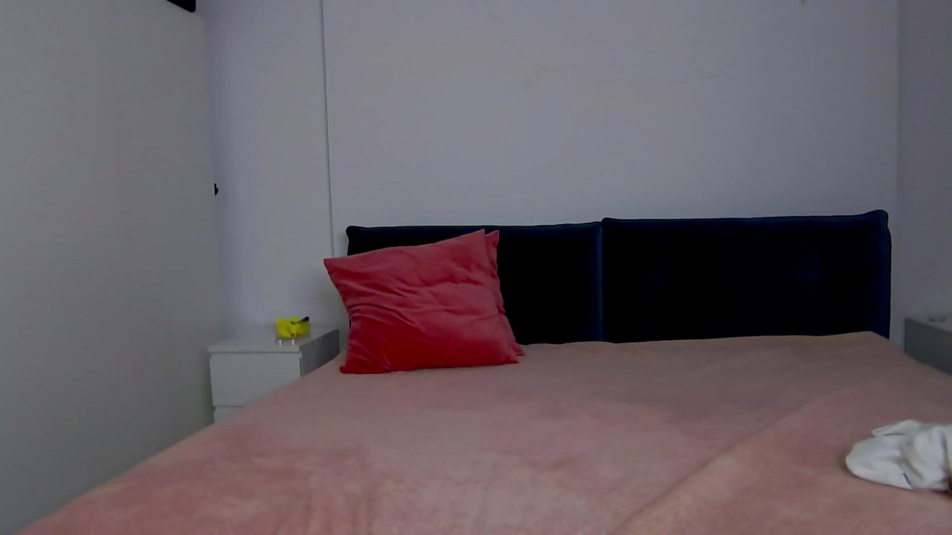 Gallery image thumbnail from NaiaaBee's myfreecams stream on, 01/20/2025, 18:27 image 12 of 20